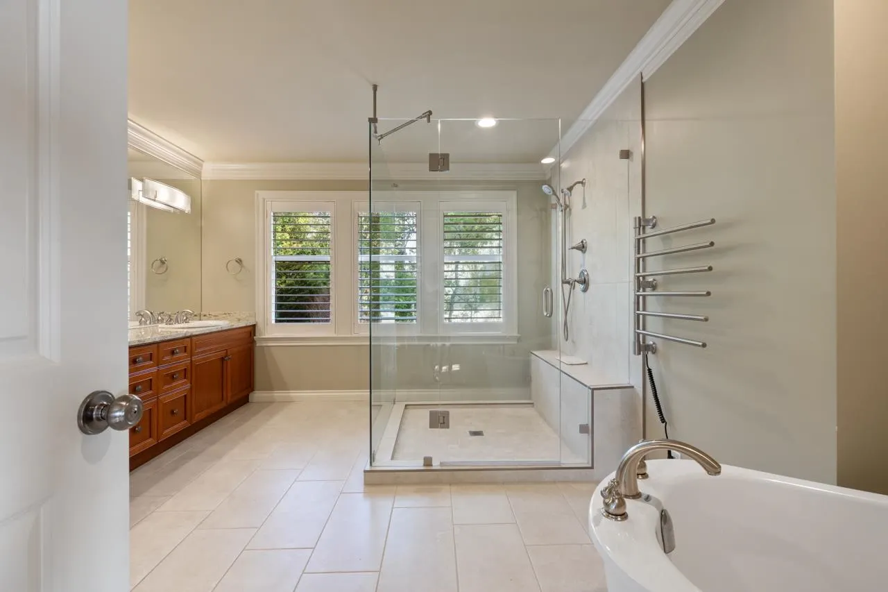 14213 Marine Drive