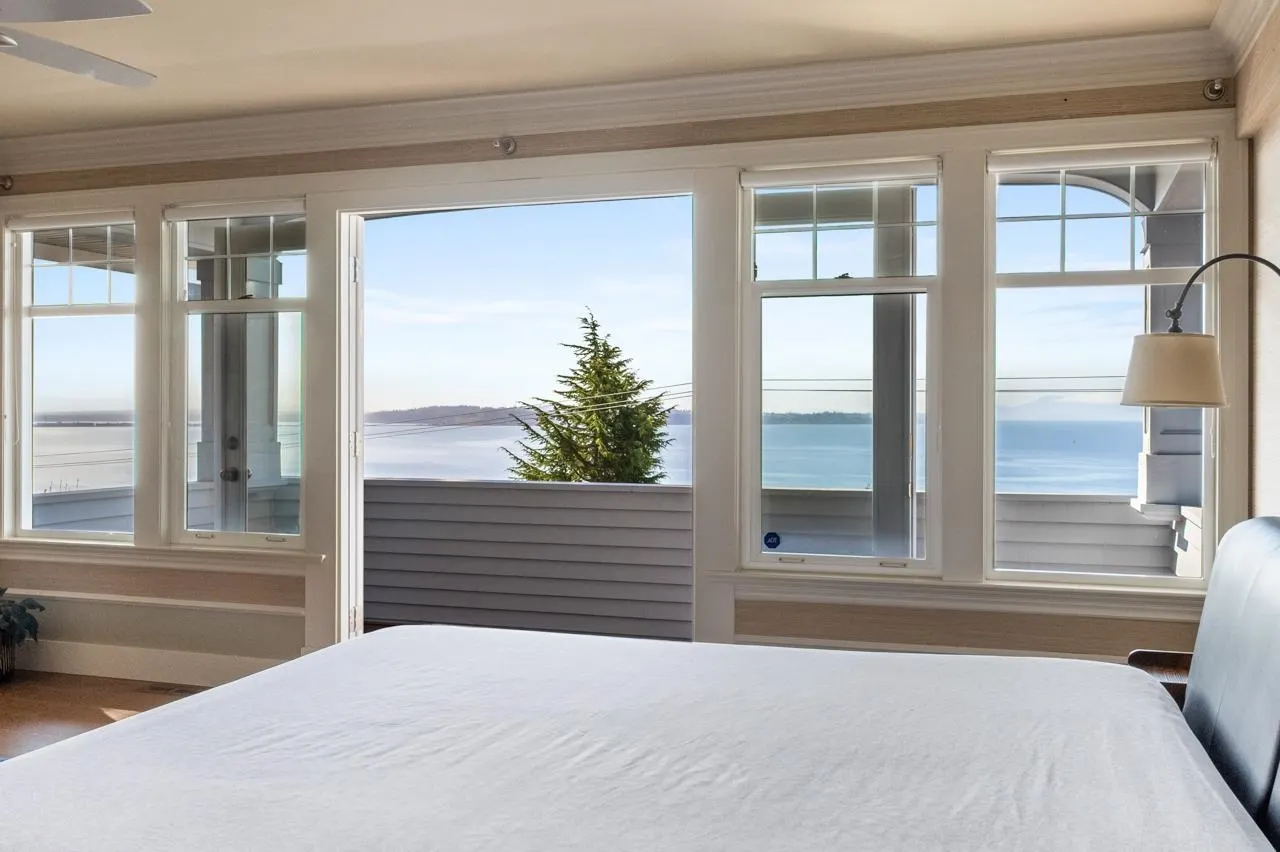 14213 Marine Drive