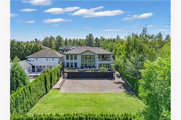 10651 Granville Avenue