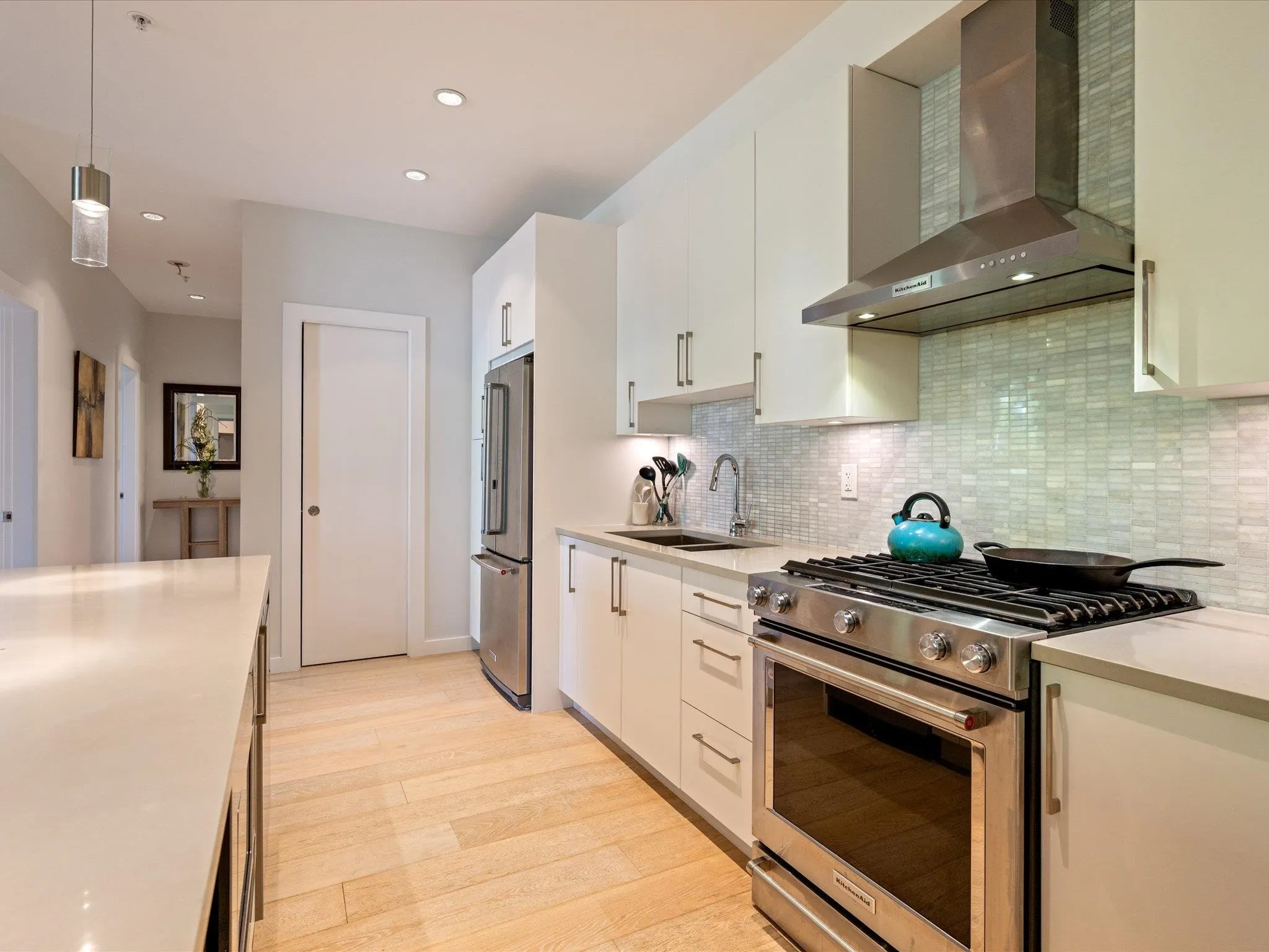 105 41328 Skyridge Place