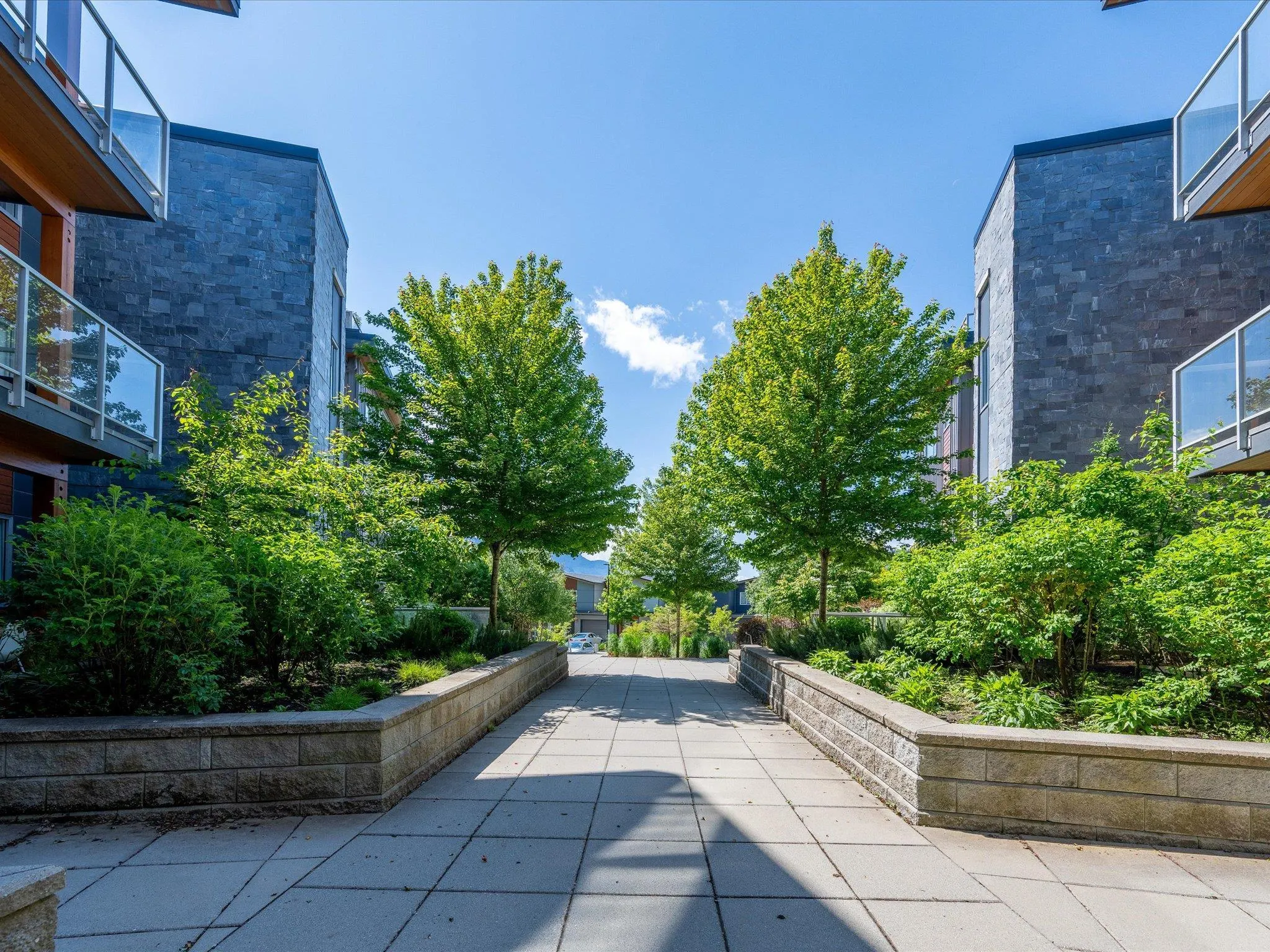 105 41328 Skyridge Place