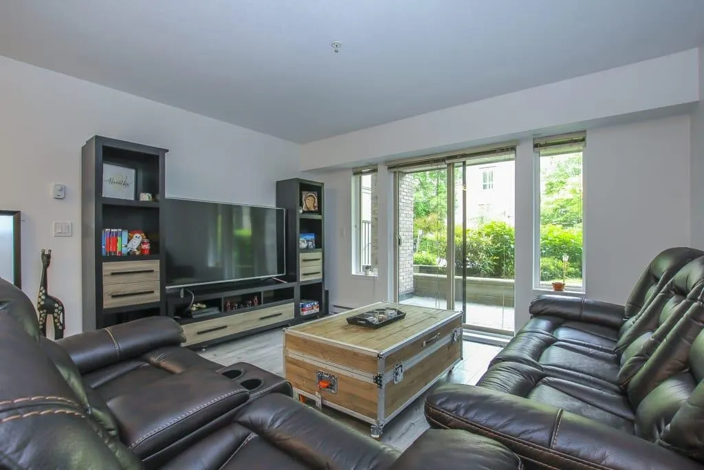 206 8695 160 Street