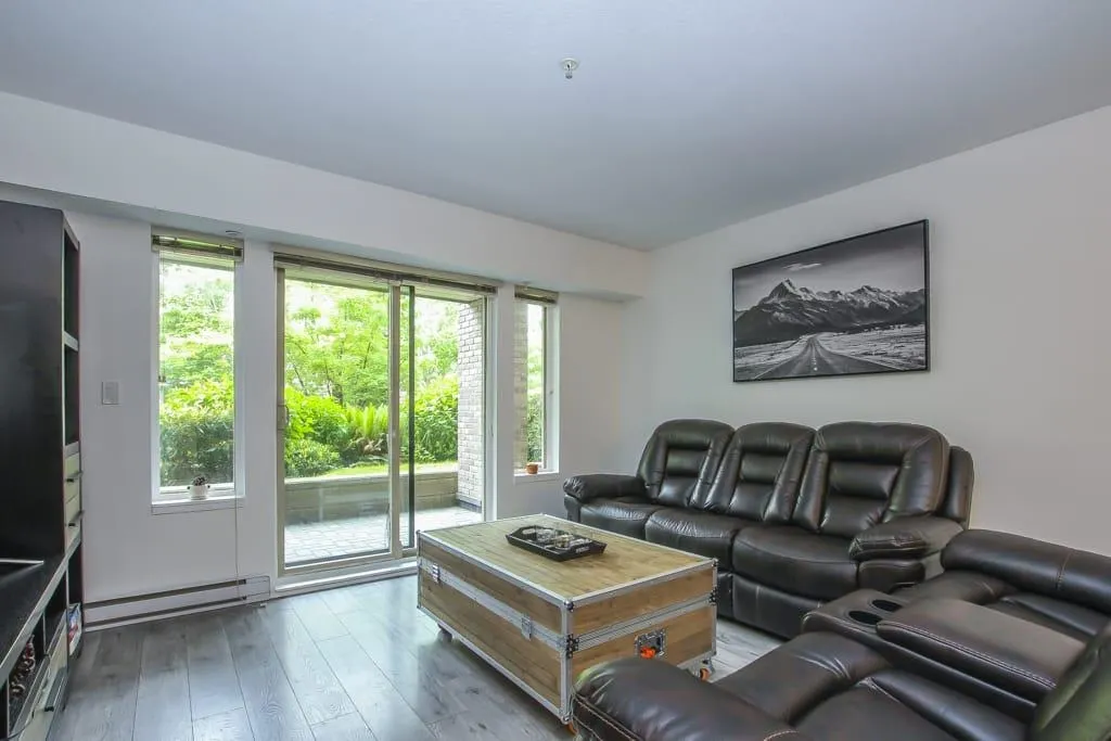 206 8695 160 Street