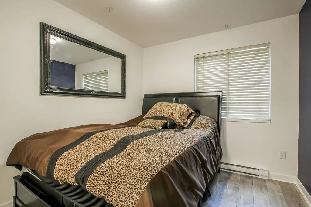 206 8695 160 Street