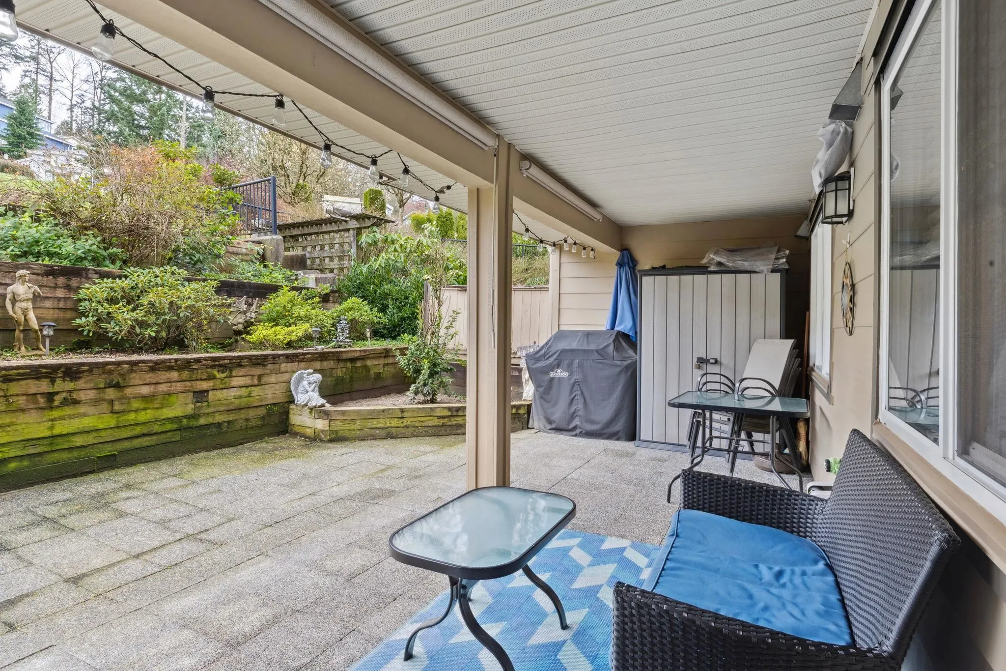 310 160 Shoreline Circle