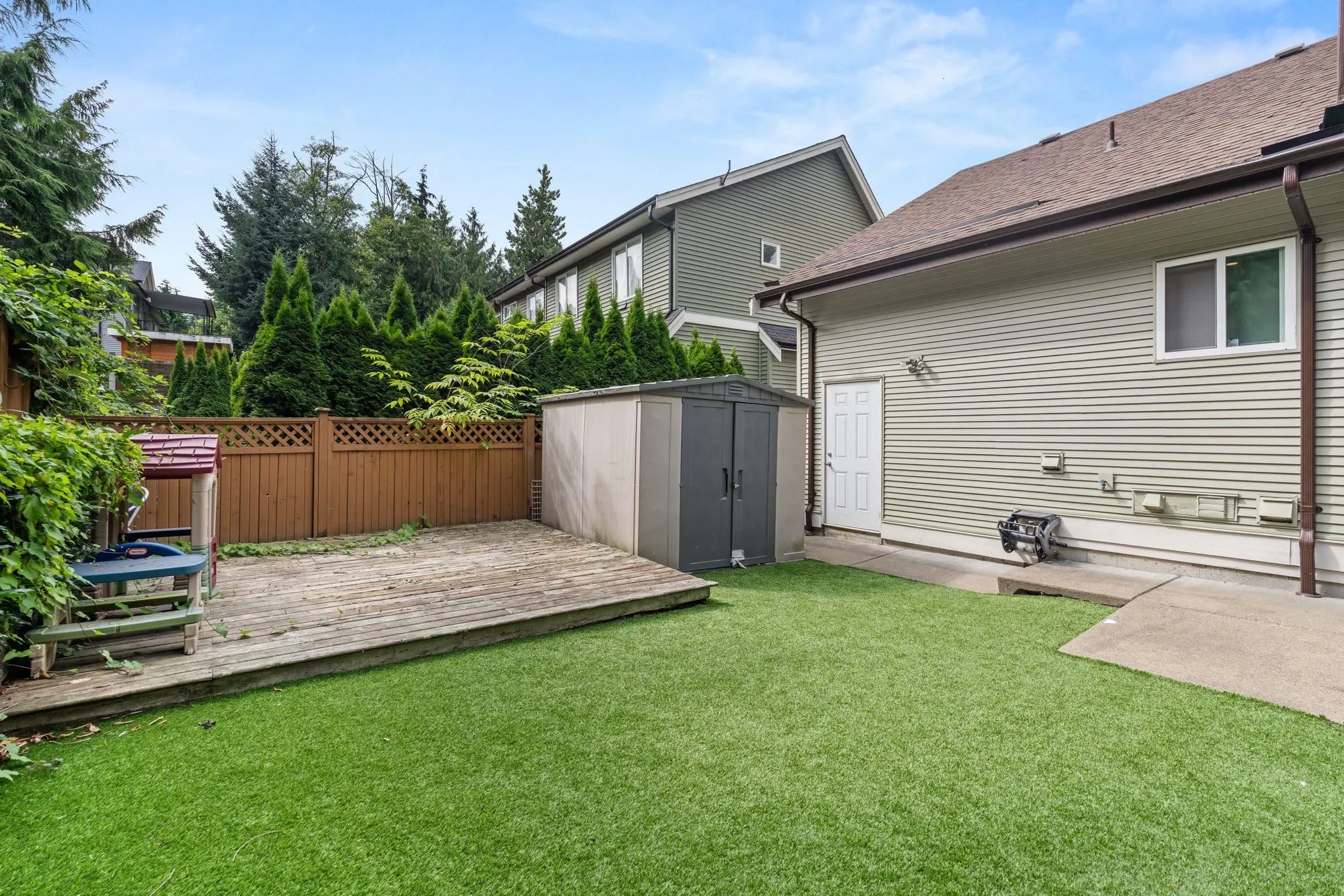 20752 Grade Crescent