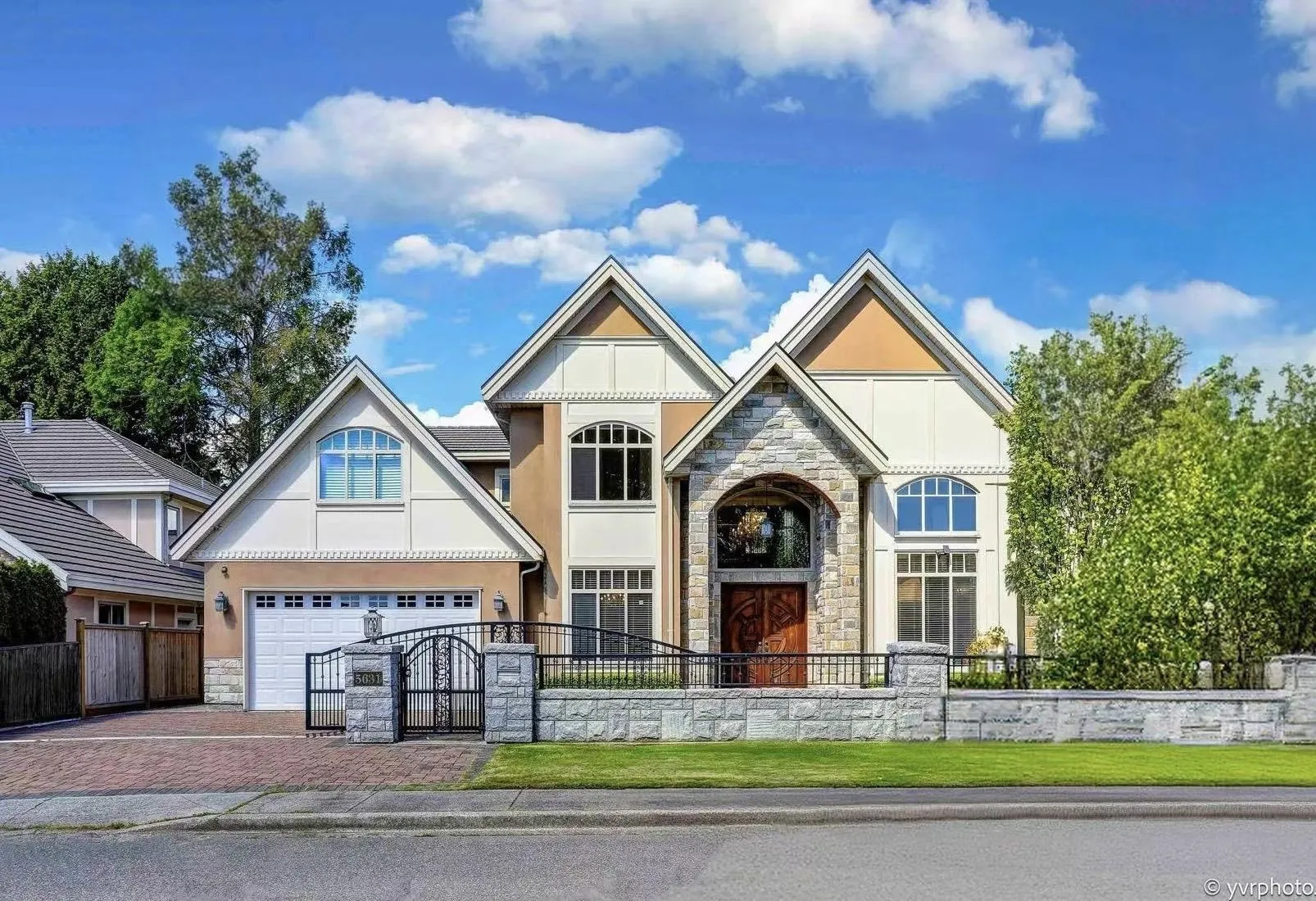 5631 Chemainus Drive