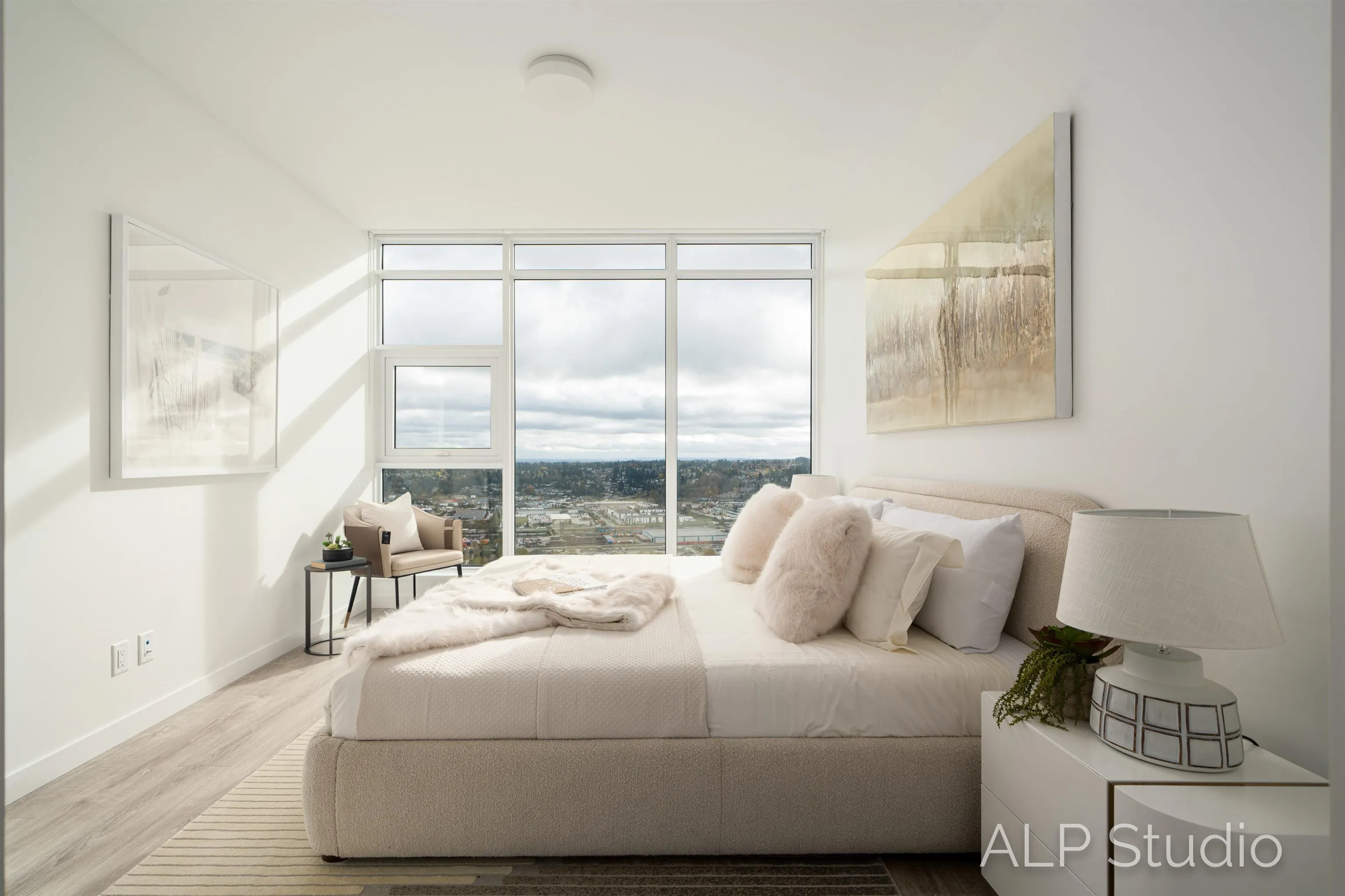 4405 680 Quayside Drive