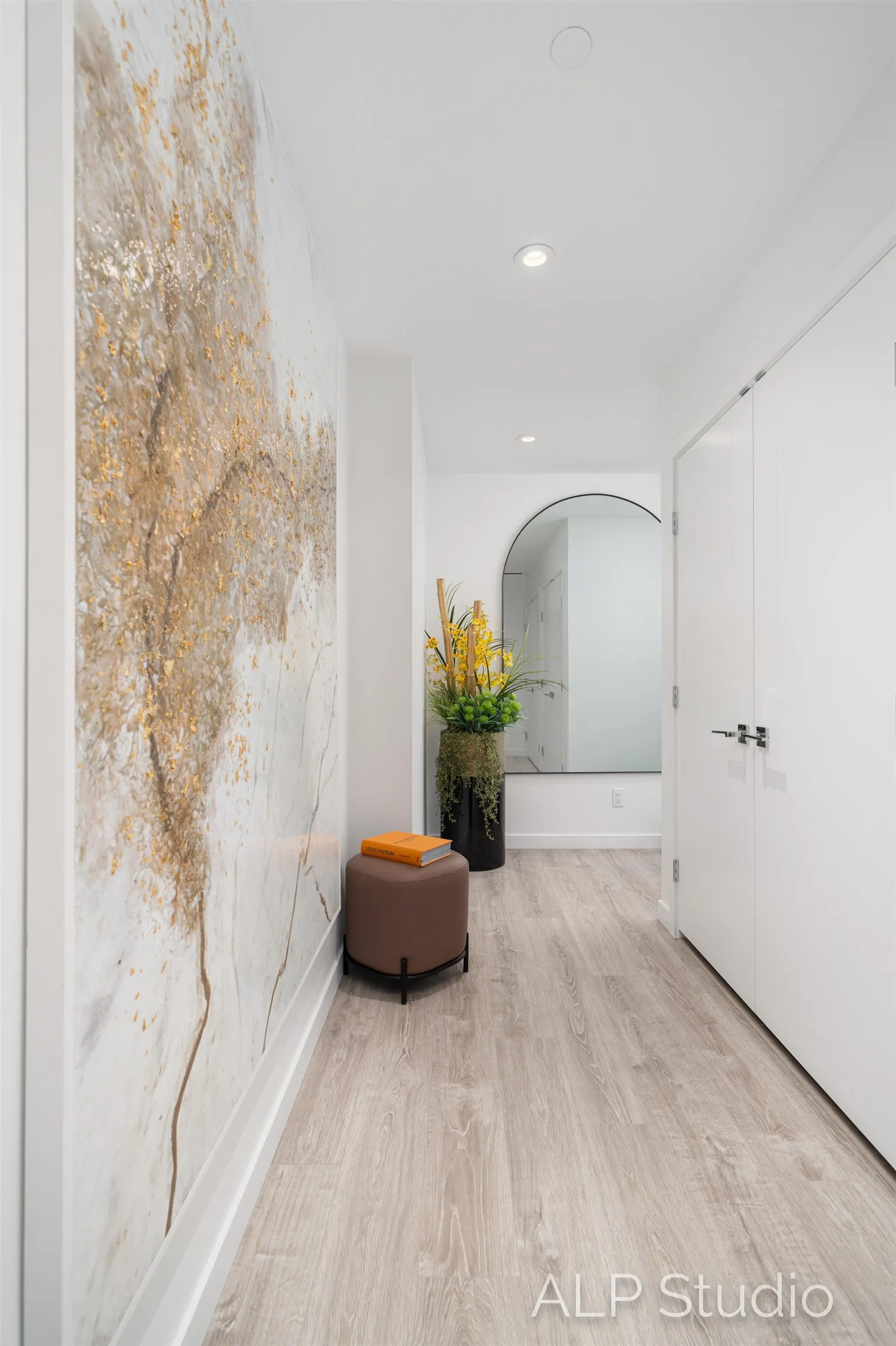 3708 680 Quayside Drive
