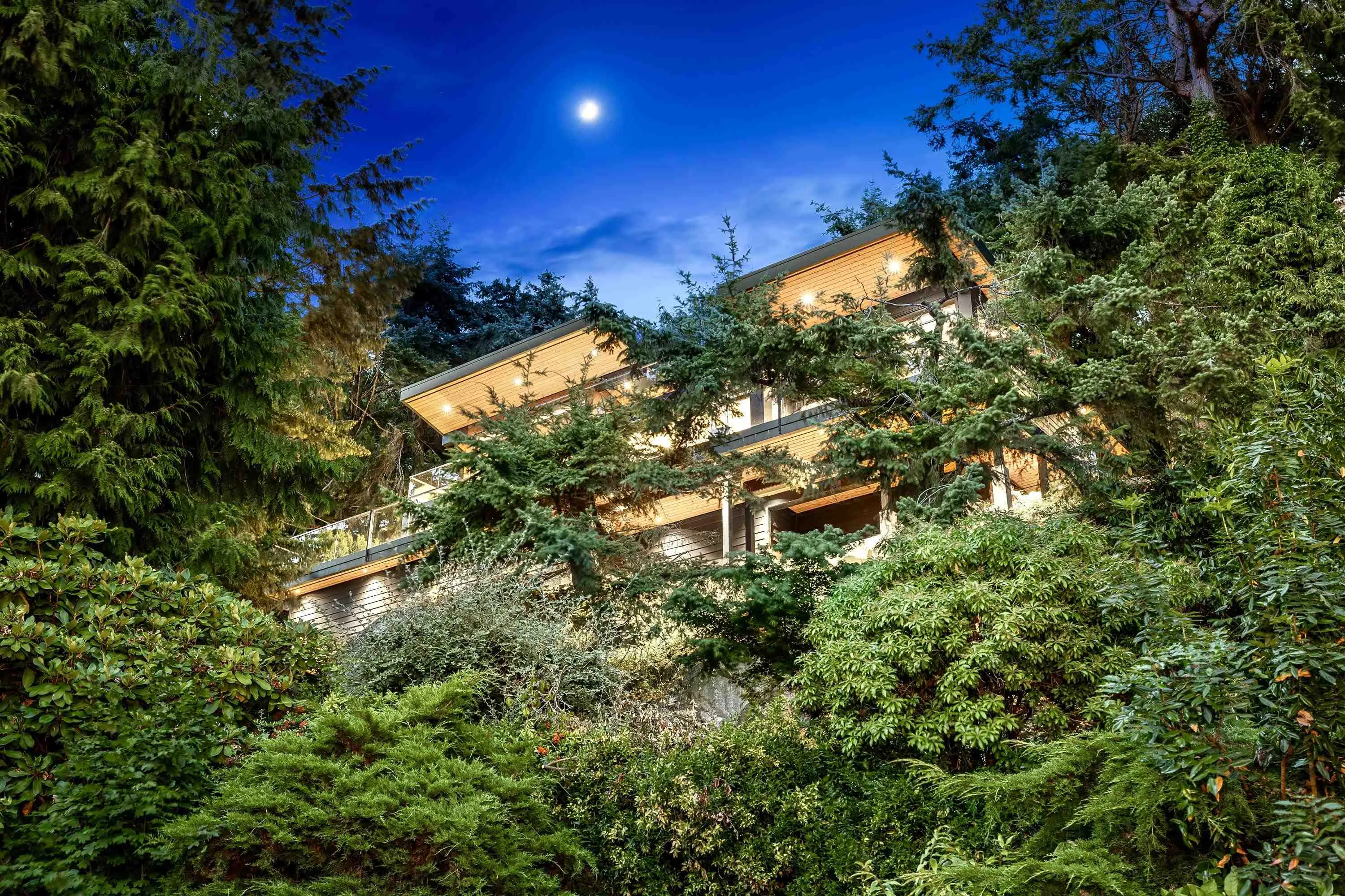 6224 St. Georges Place