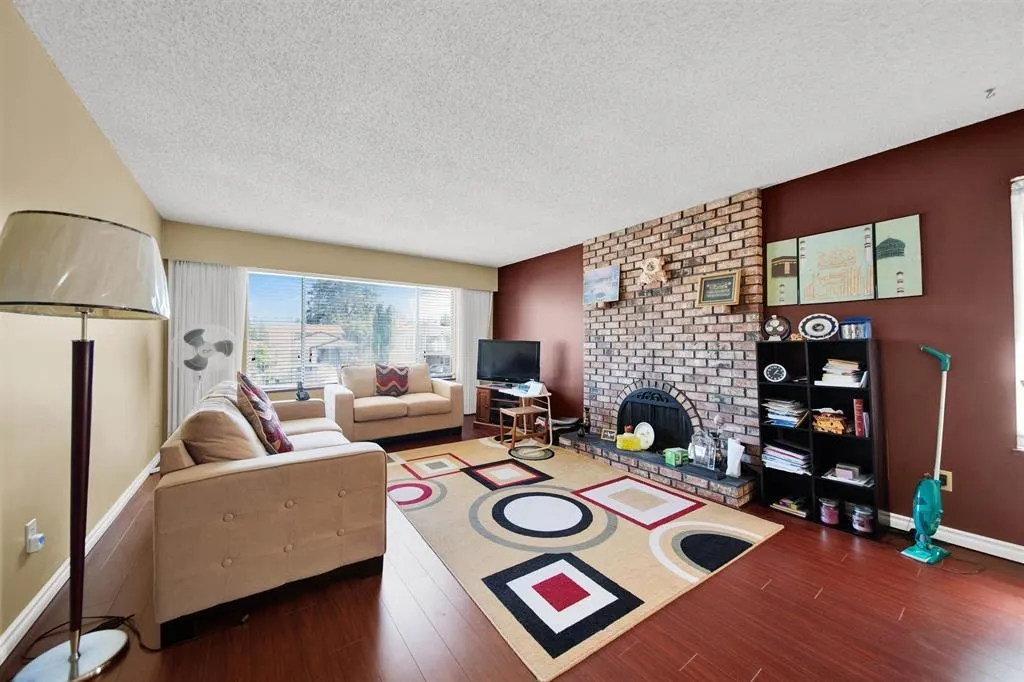1238 Wise Court