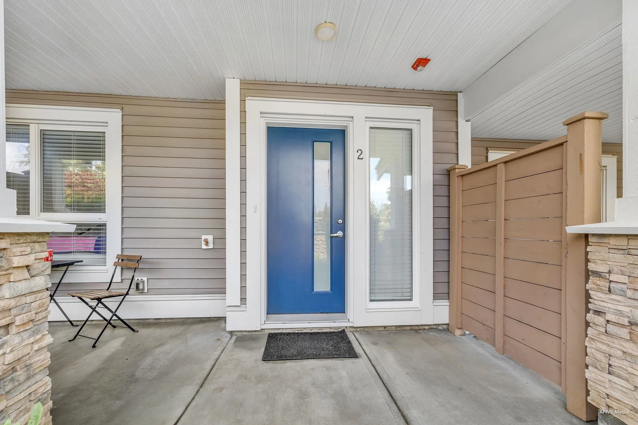 2 24108 104 Avenue