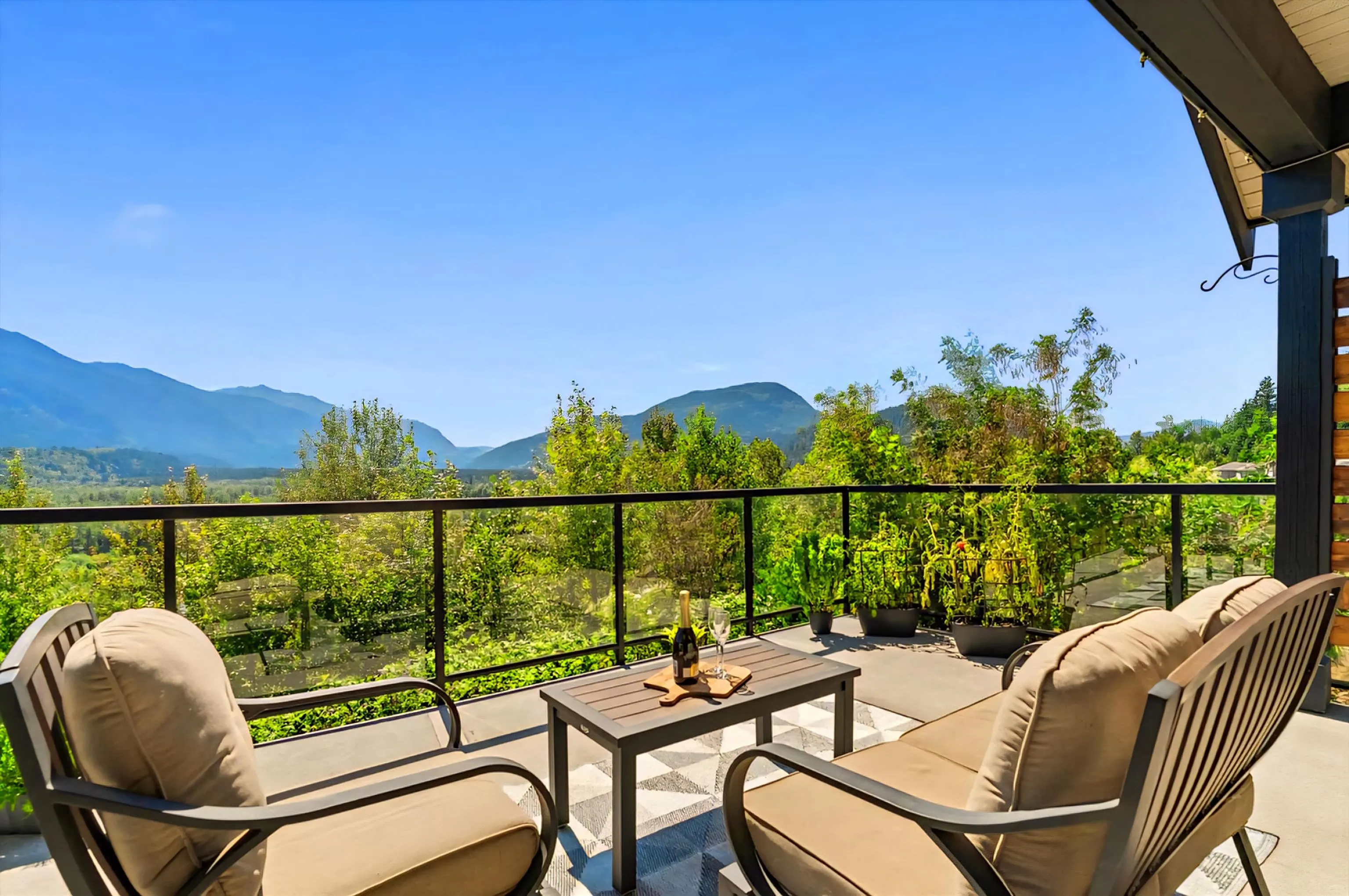 4 46058 Bridle Ridge Crescent