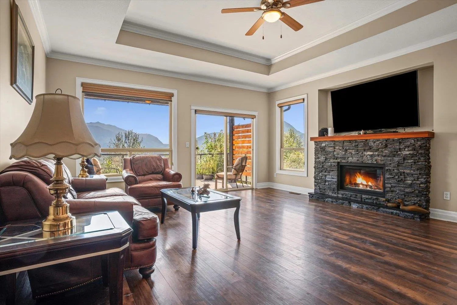 4 46058 Bridle Ridge Crescent