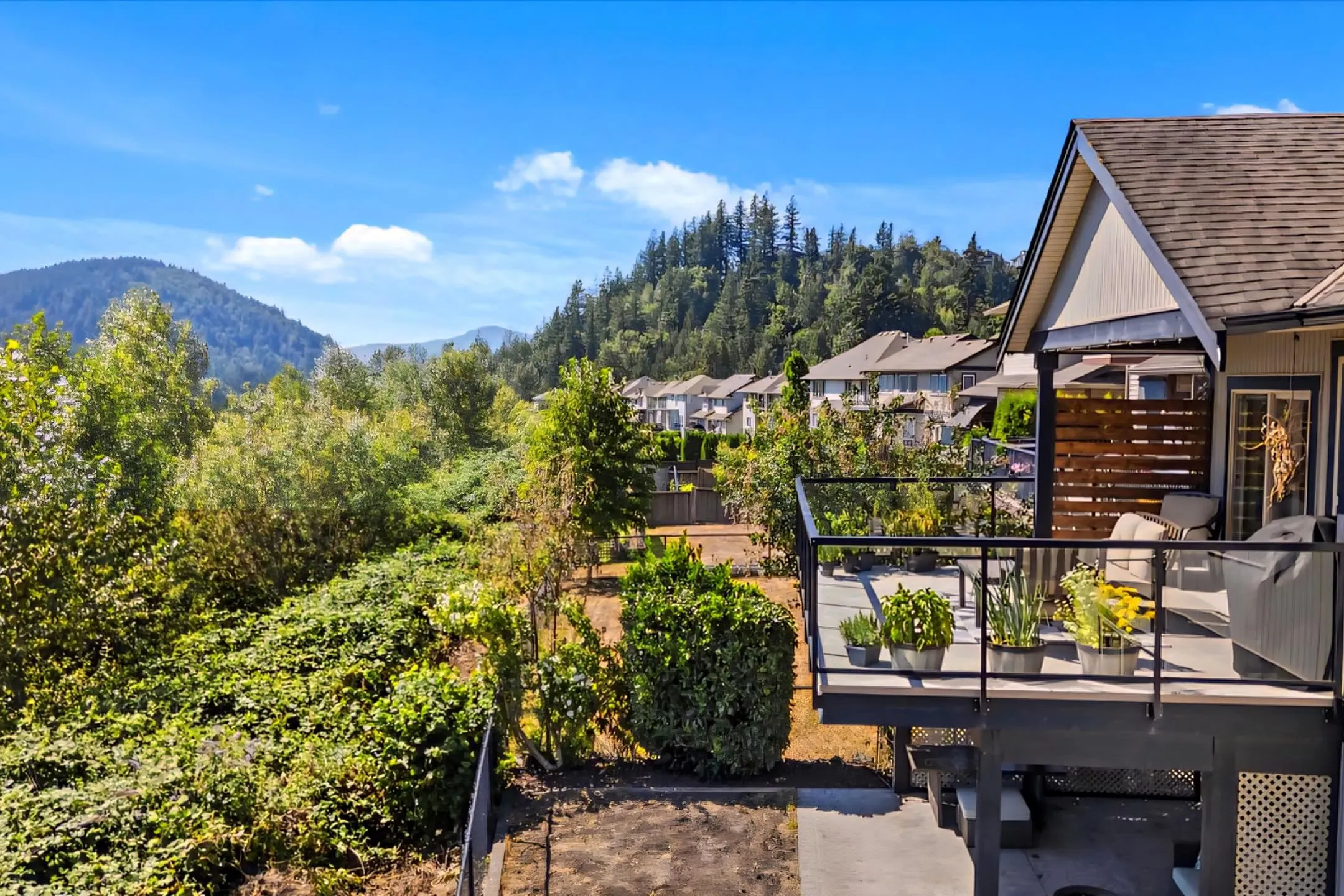 4 46058 Bridle Ridge Crescent