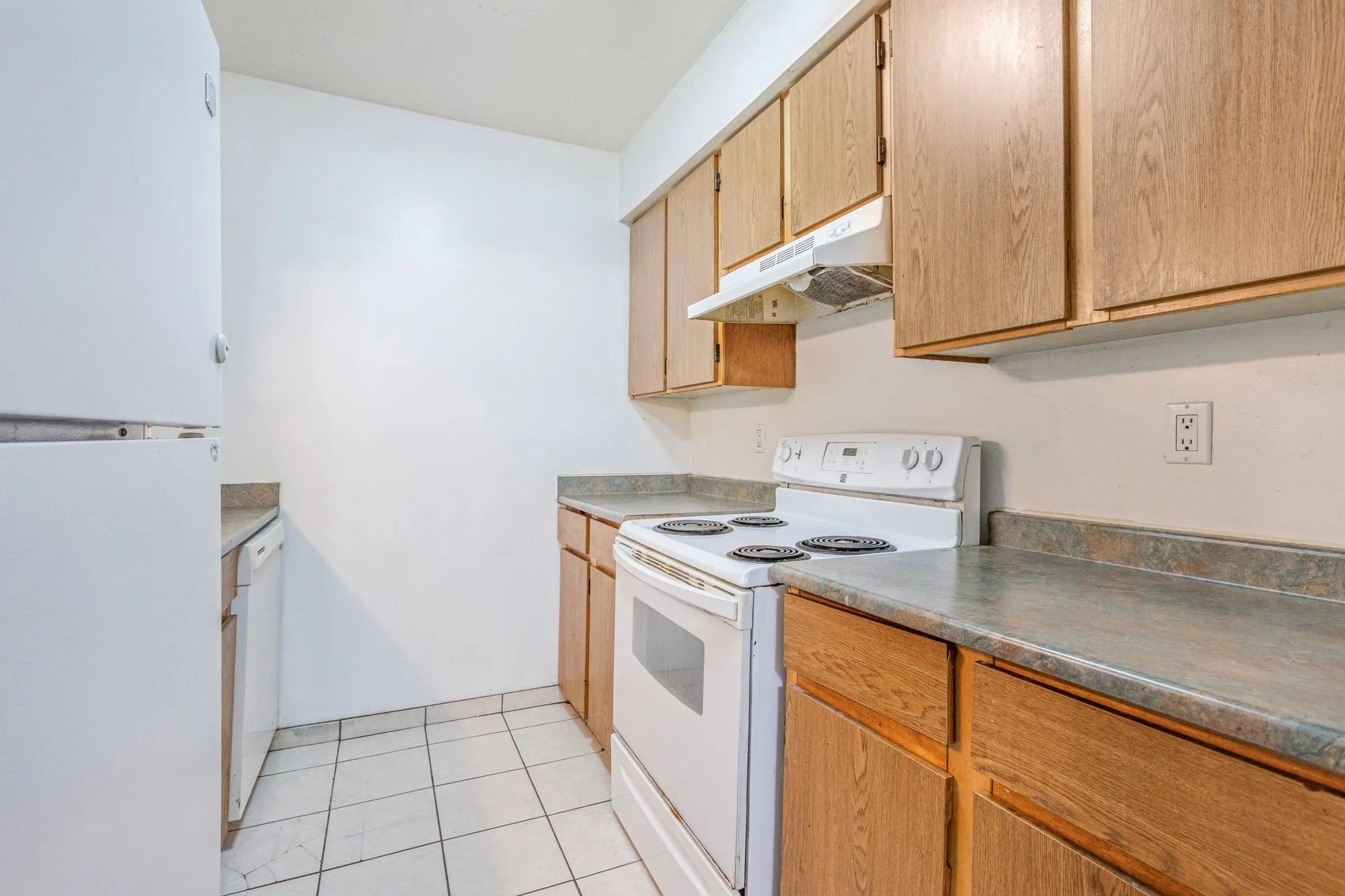 313 5906 176a Street