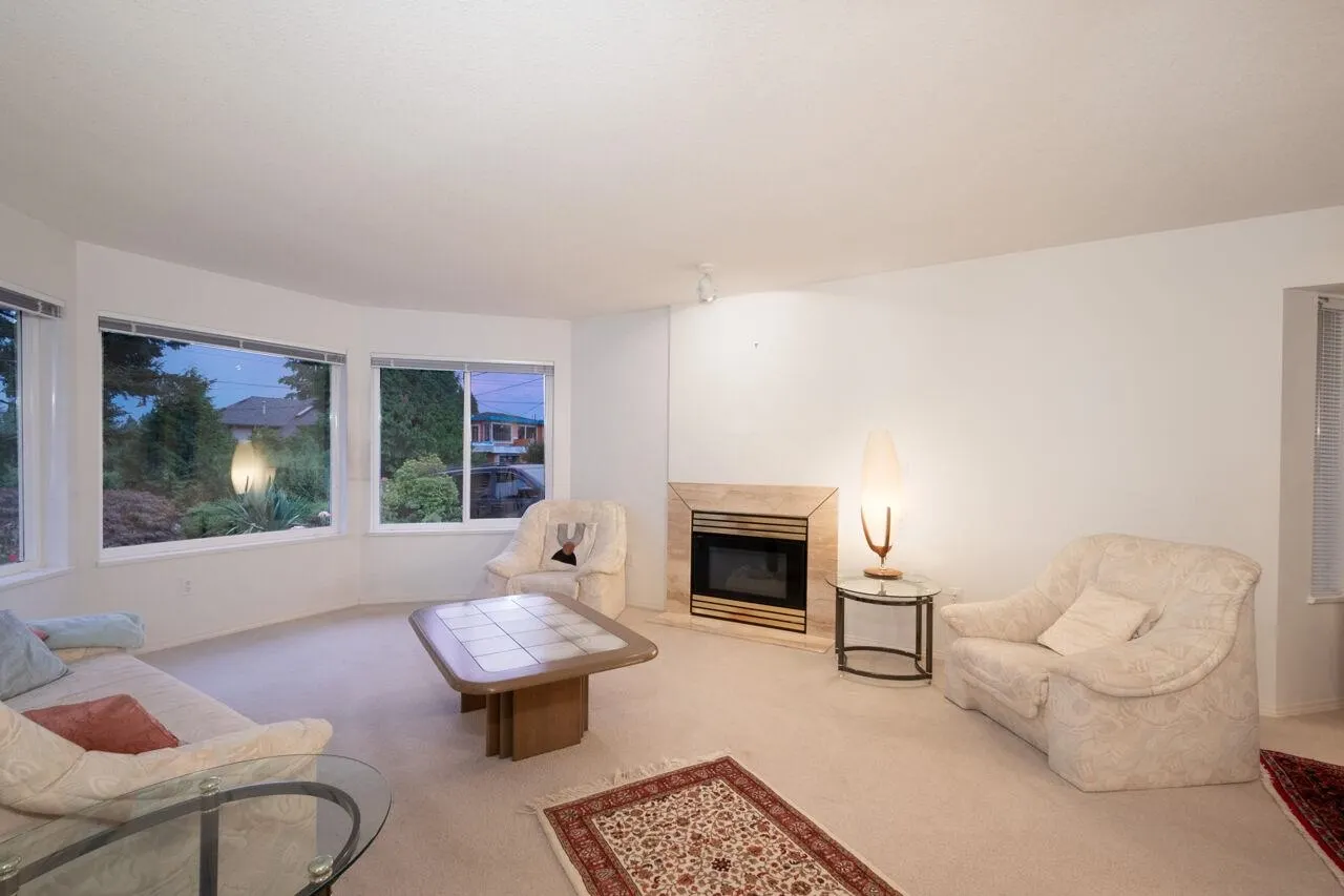 937 Westmount Drive