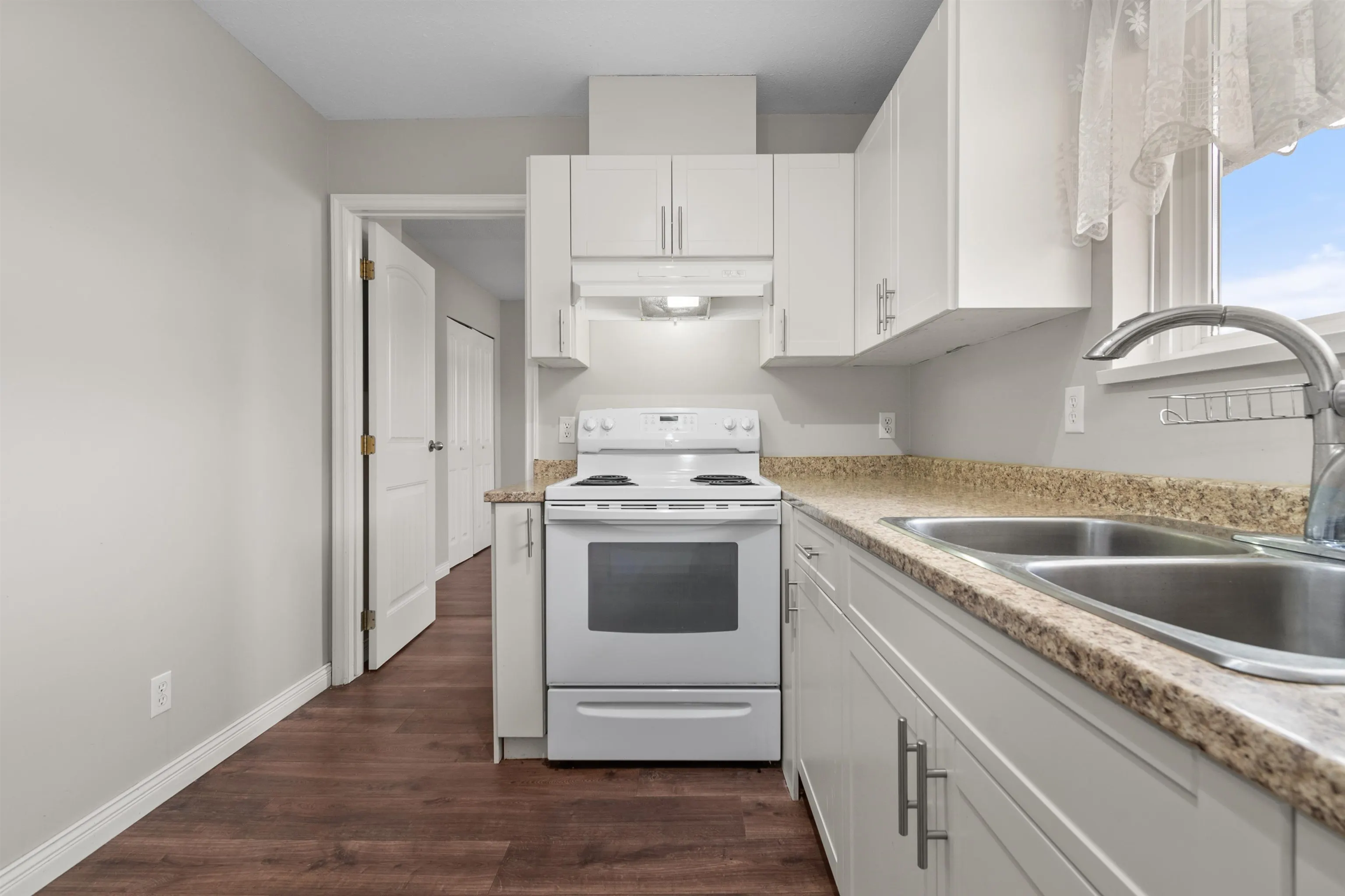 50 7715 Luckakuck Place