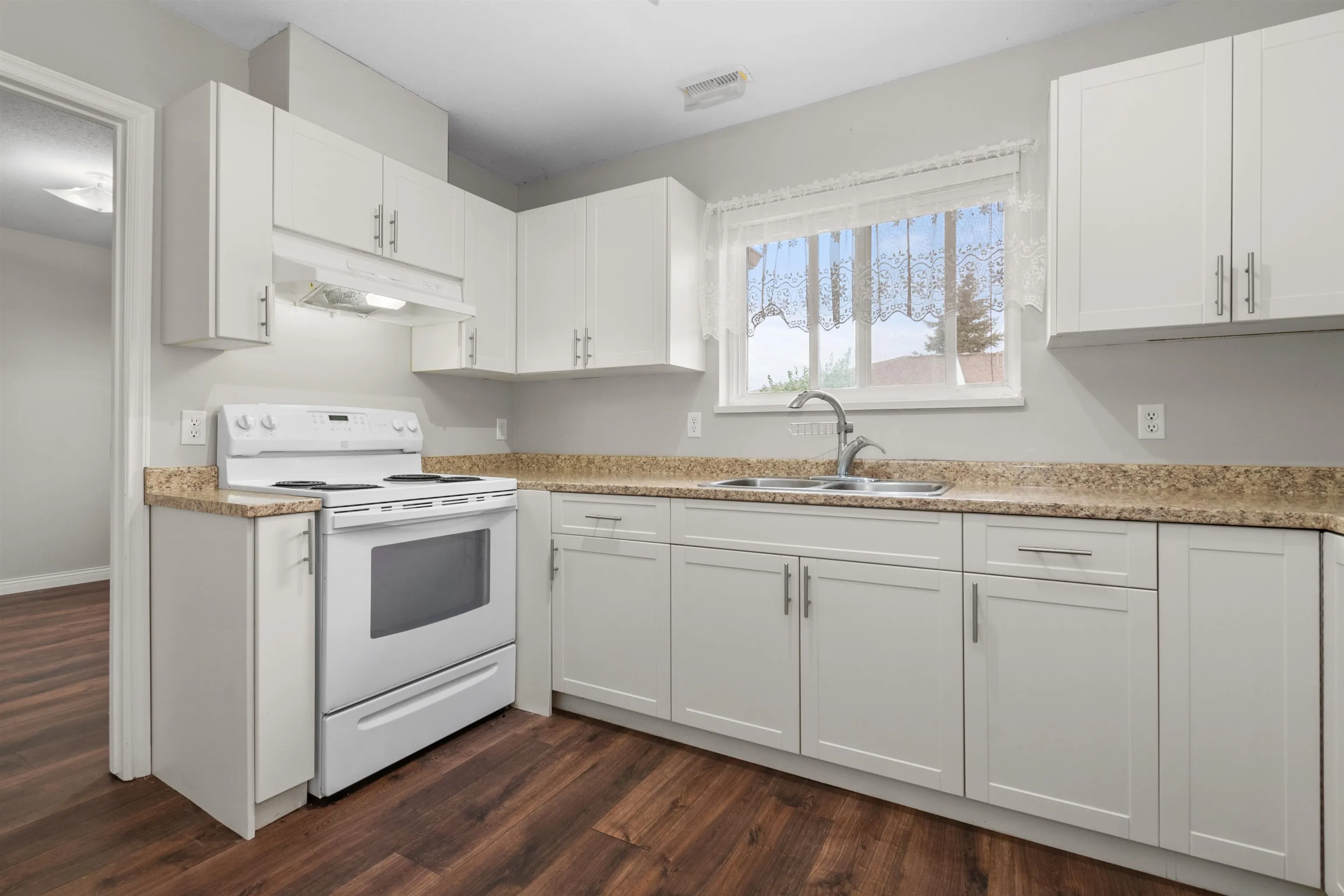 50 7715 Luckakuck Place