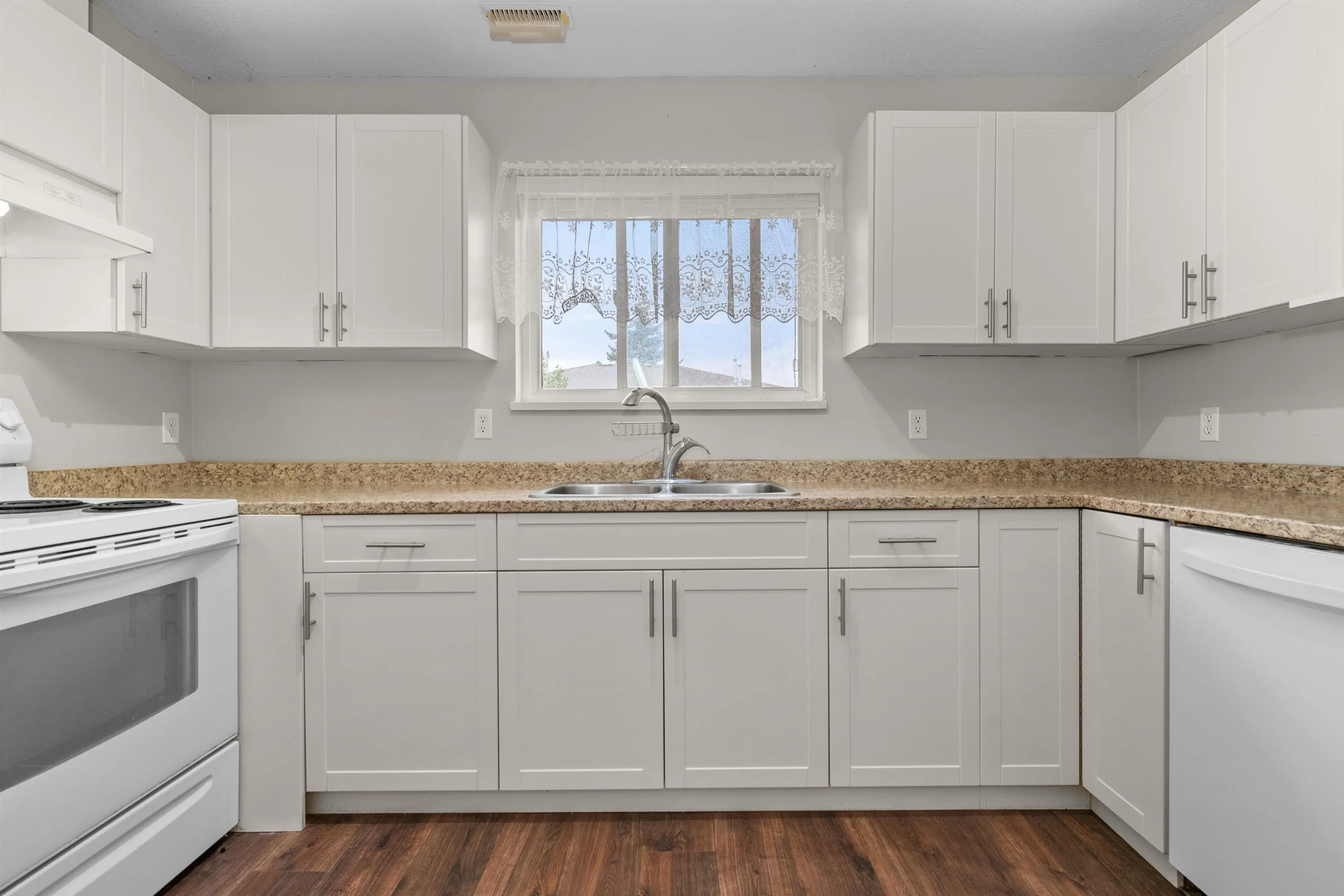 50 7715 Luckakuck Place