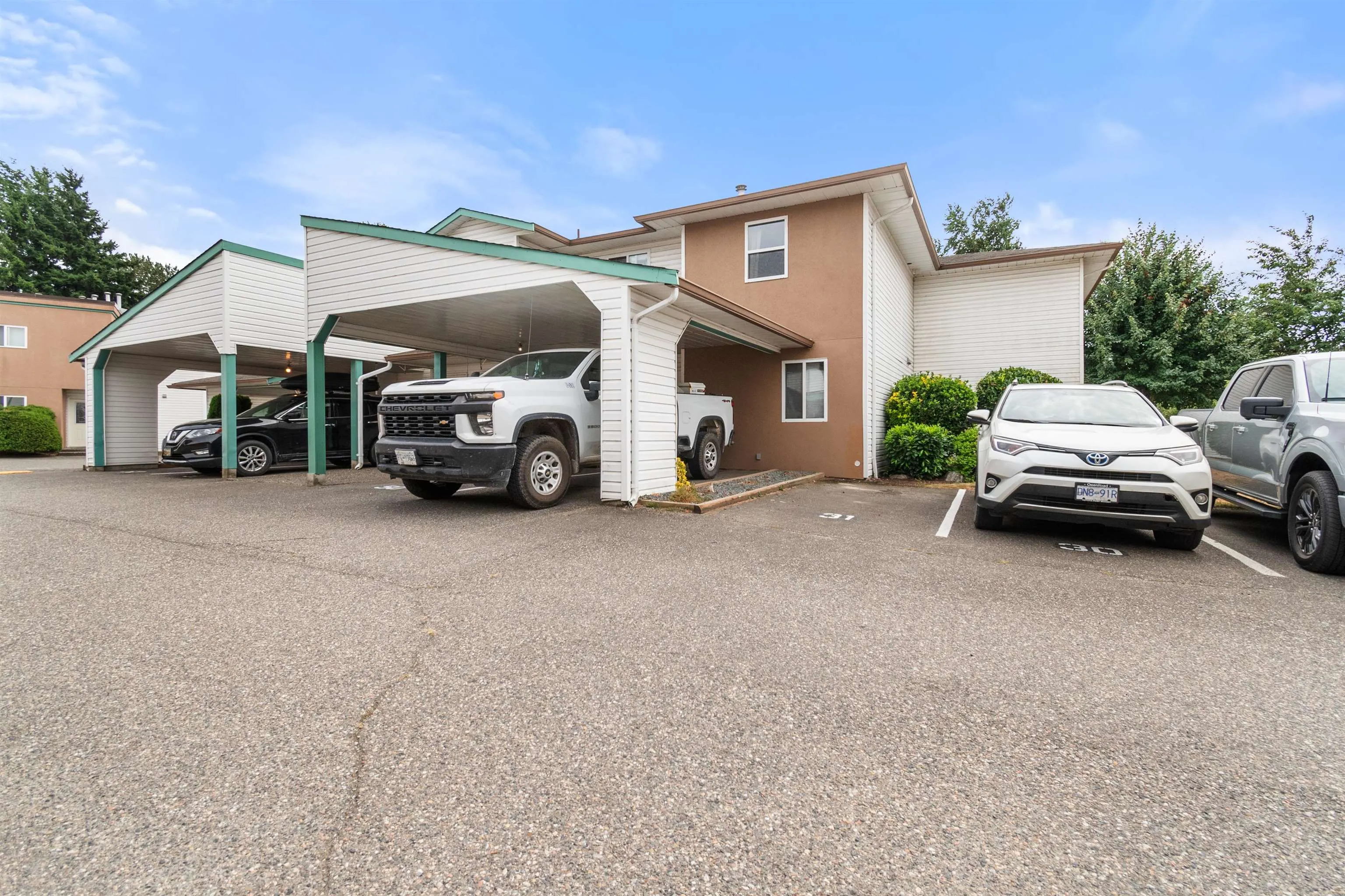 50 7715 Luckakuck Place