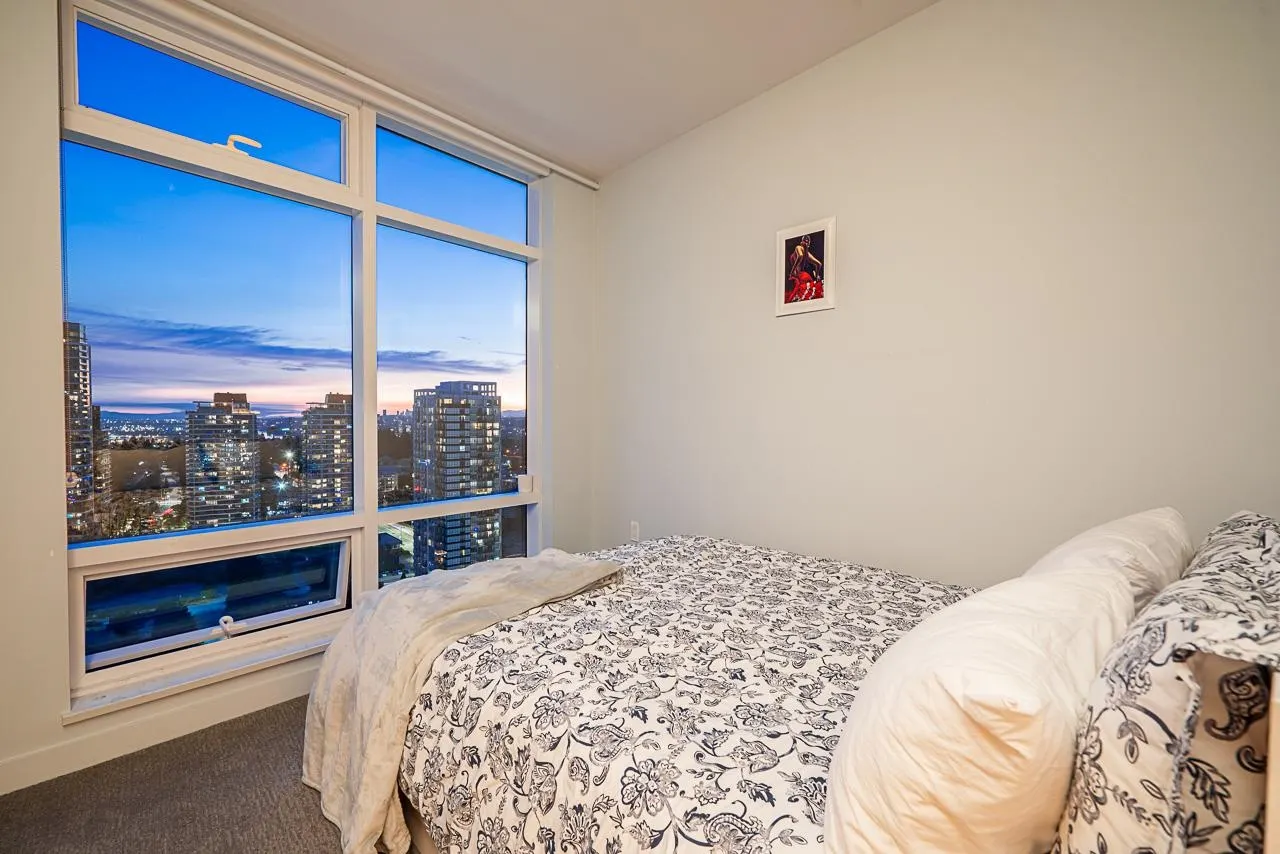 2706 13495 Central Avenue