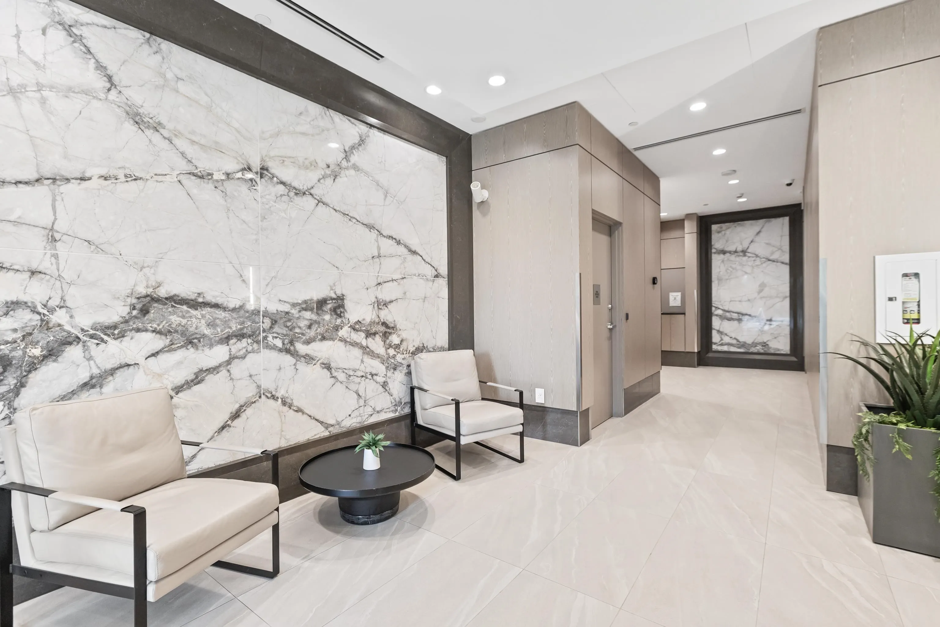 601 1441 Johnston Road