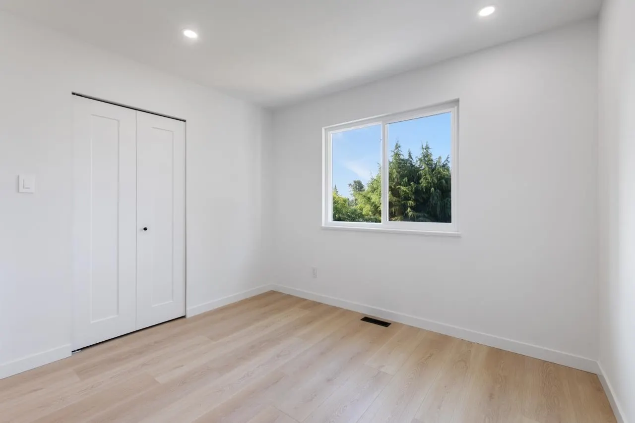1135 Croft Road