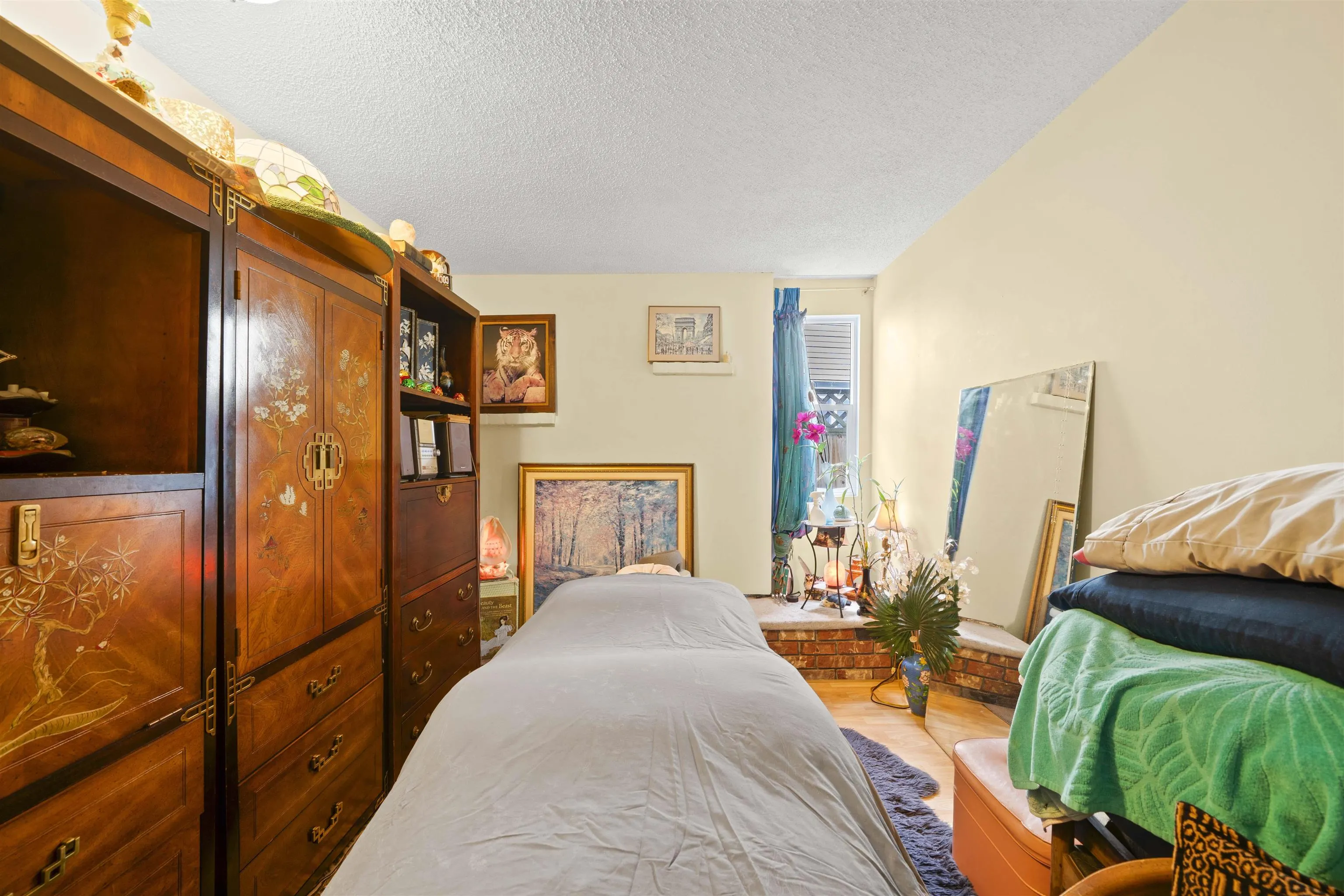 9560 Parksville Drive