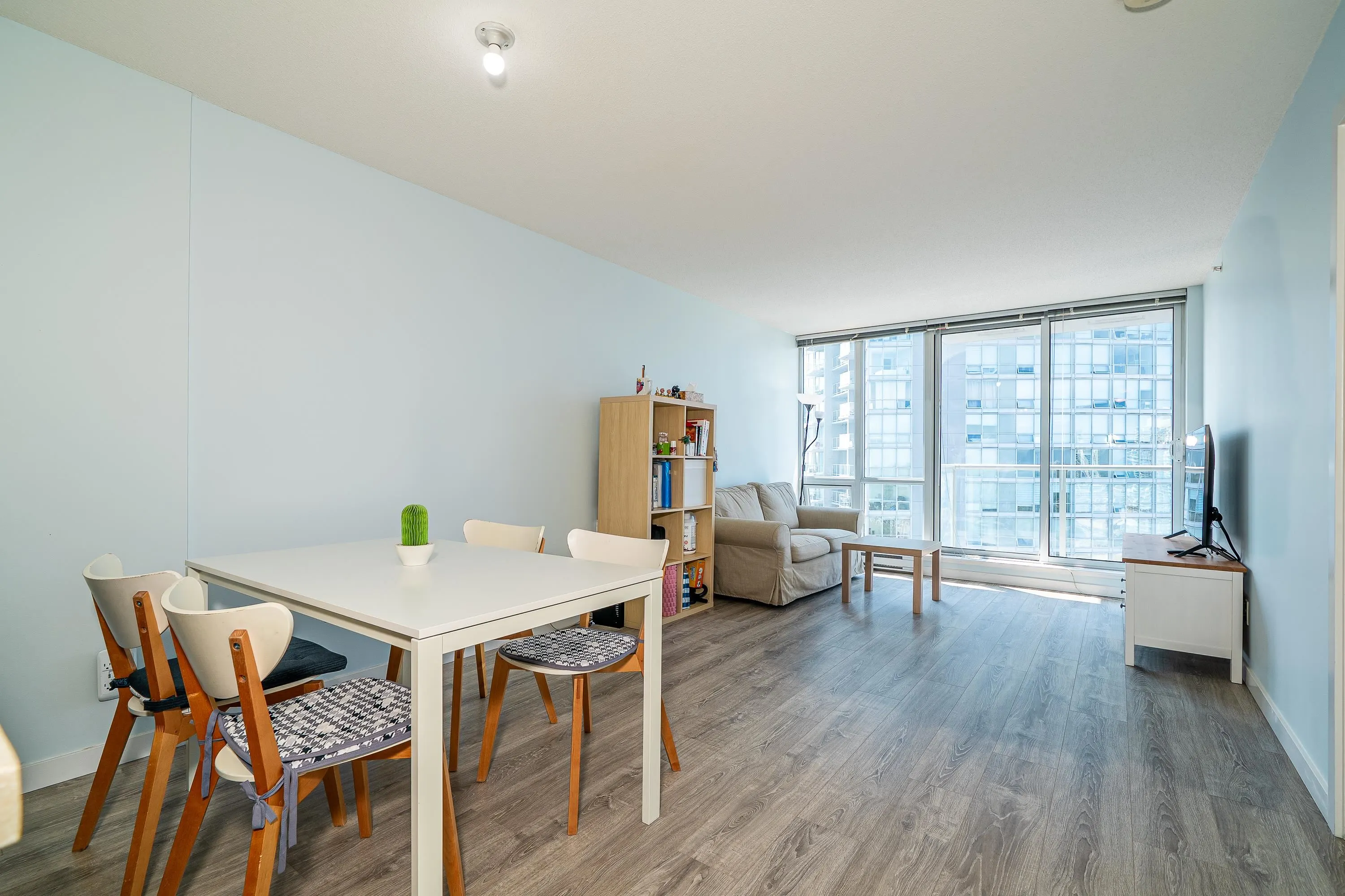 2303 13688 100 Avenue