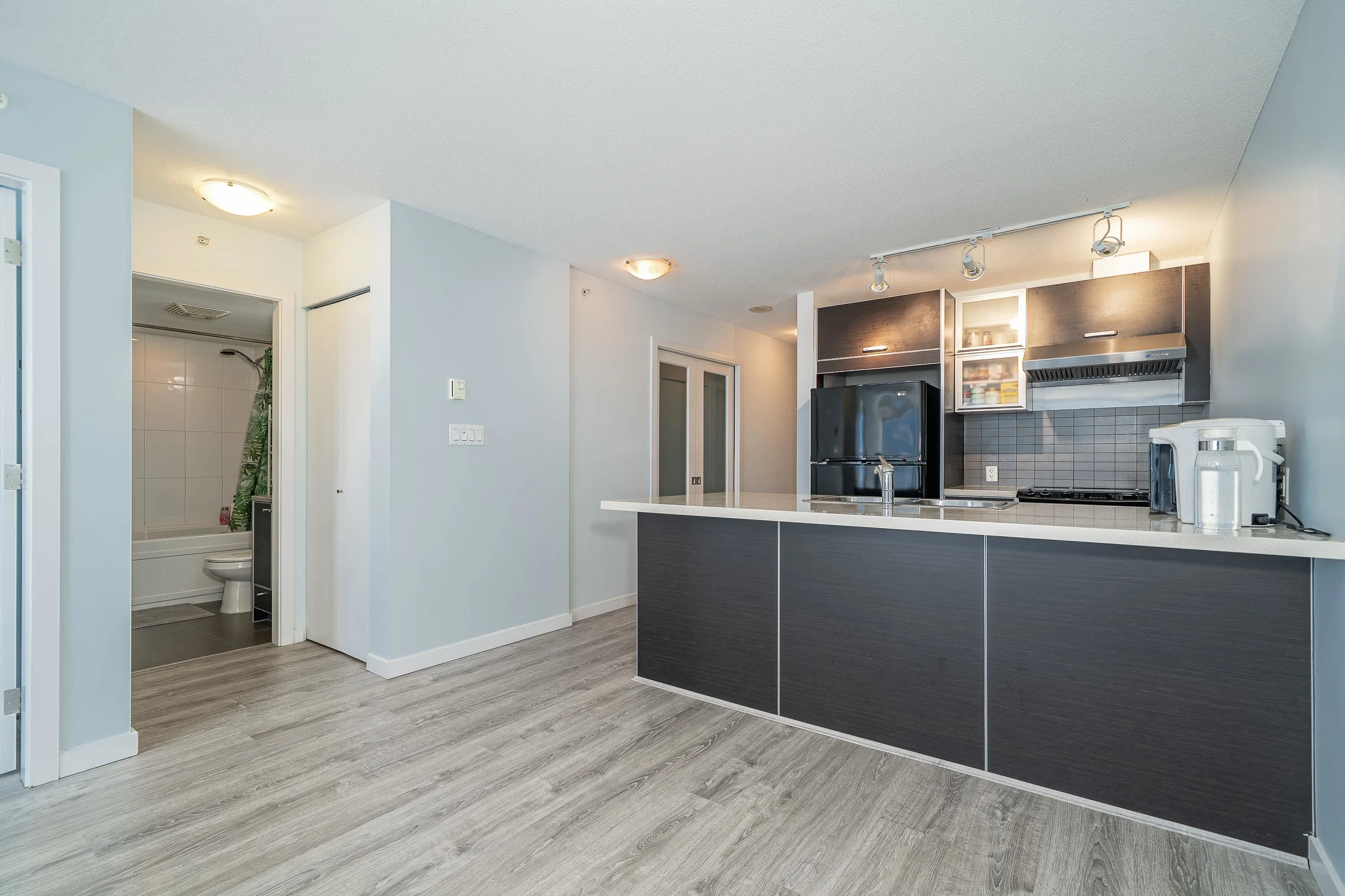 2303 13688 100 Avenue