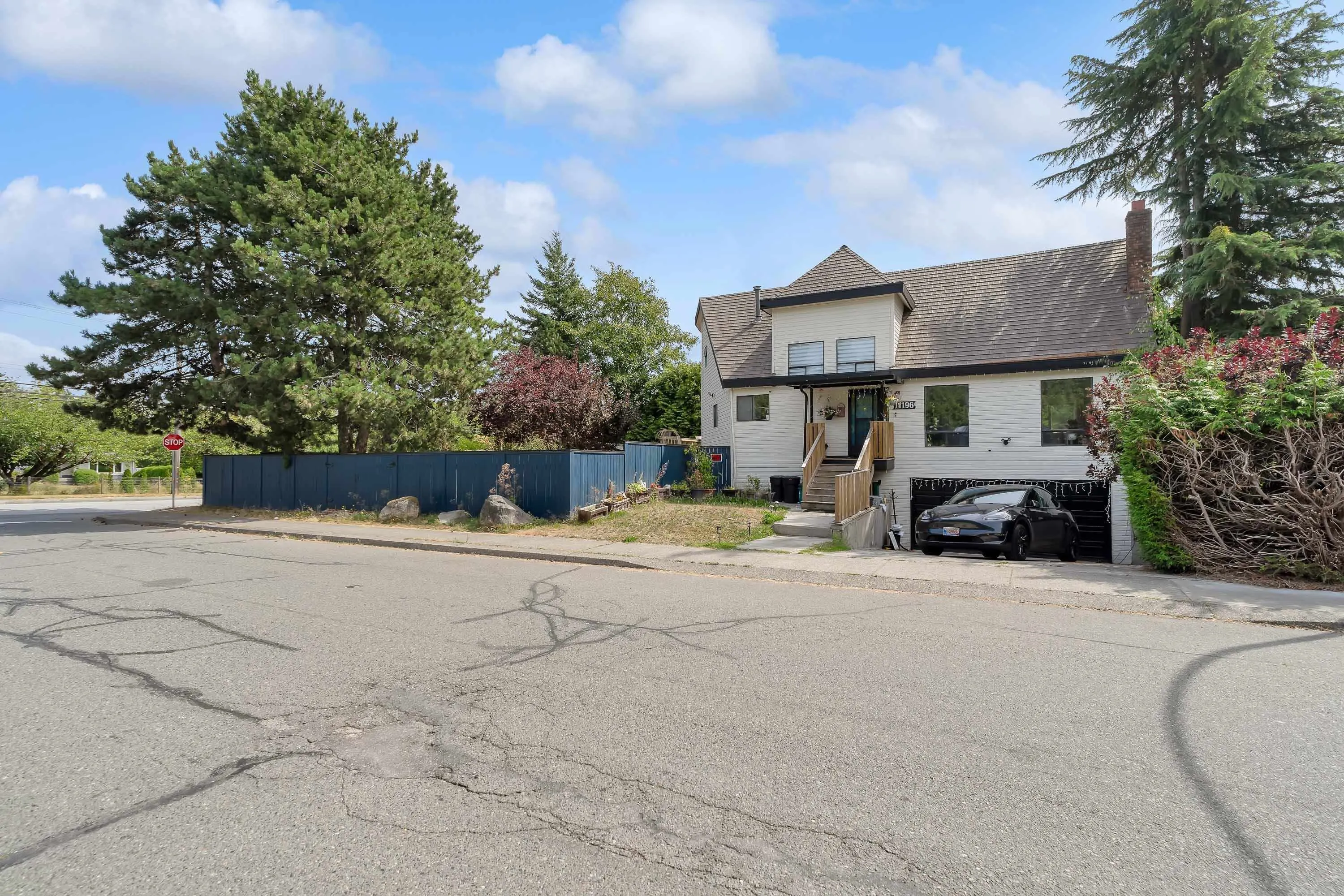 11196 Monroe Drive