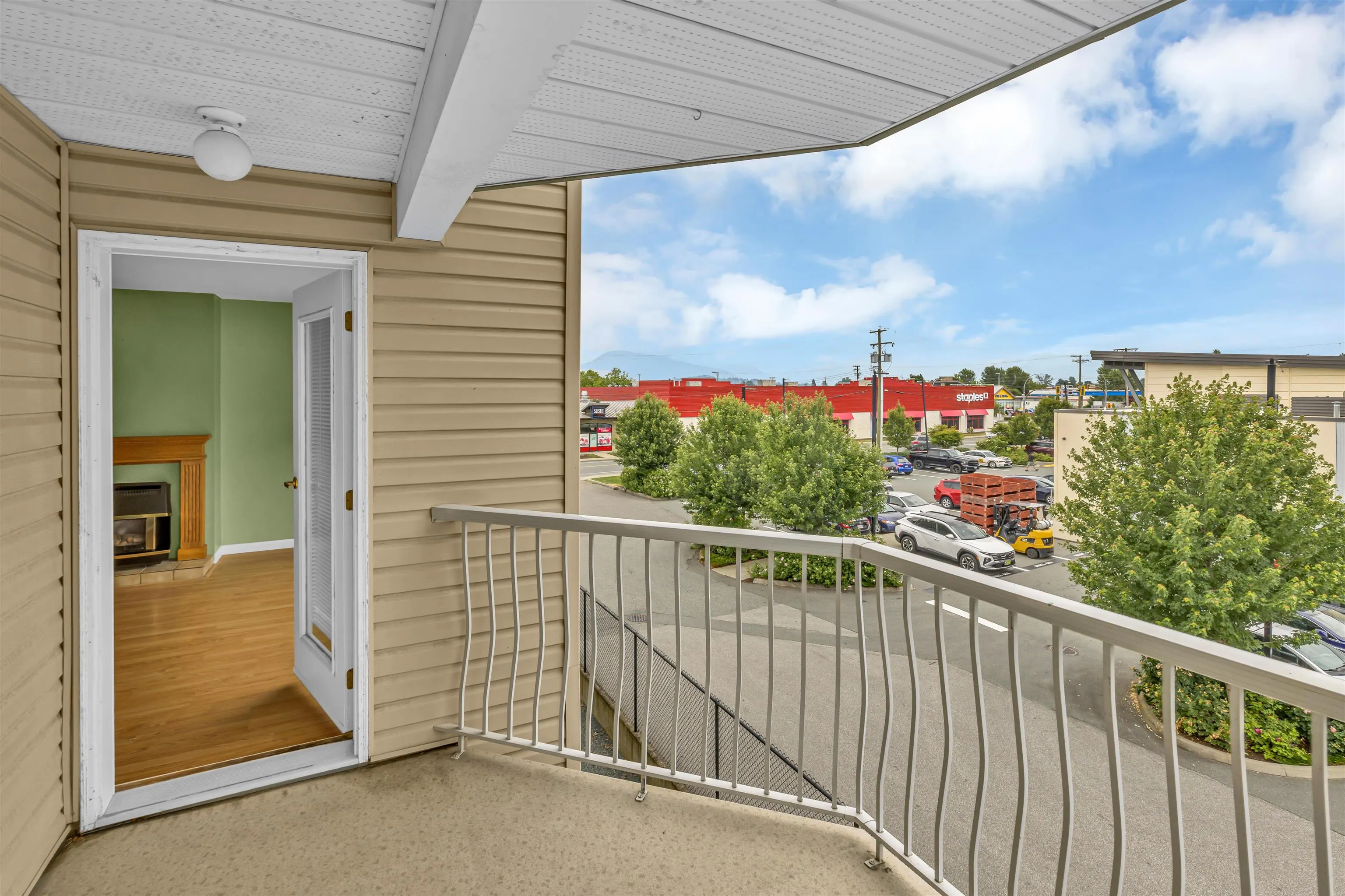 204 45660 Knight Road