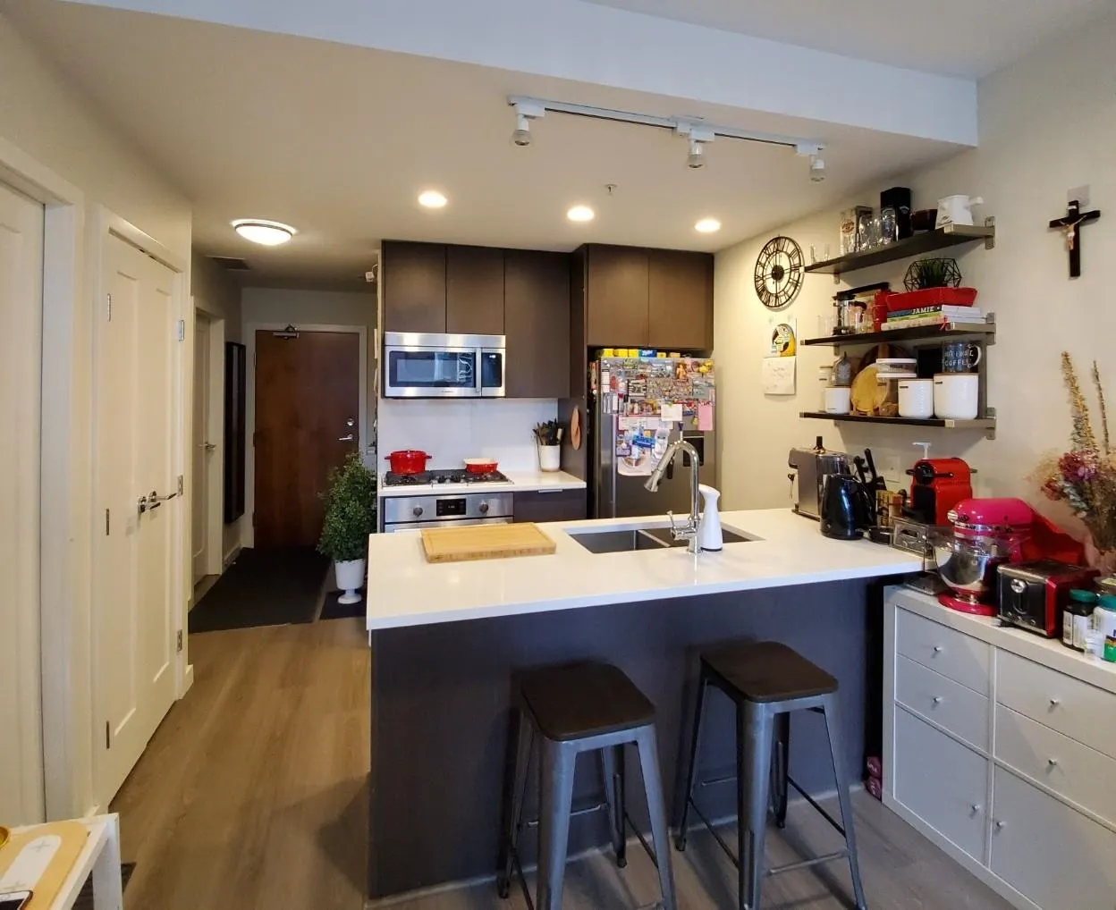 506 8628 Hazelbridge Way