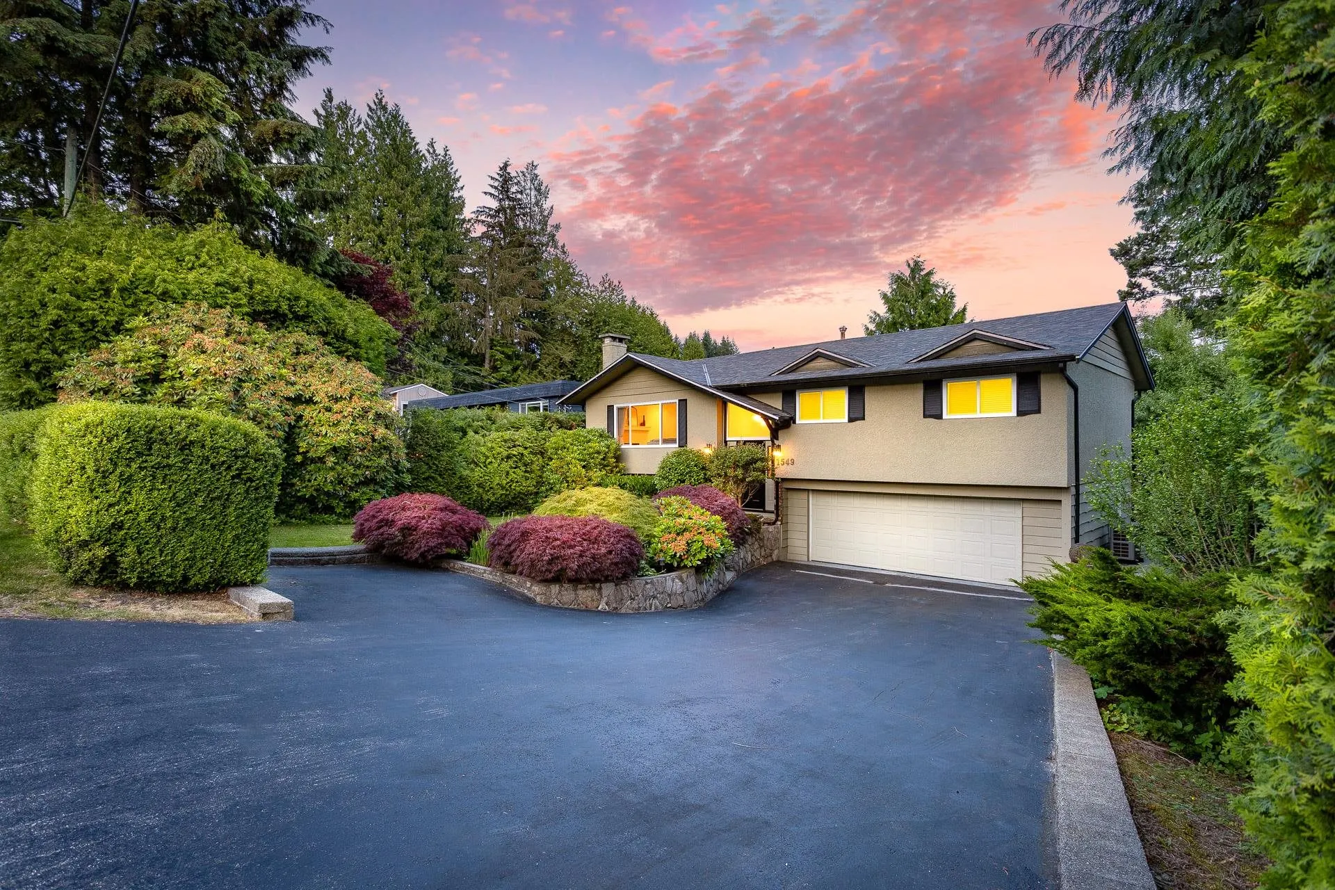 1549 Lynn Valley Road