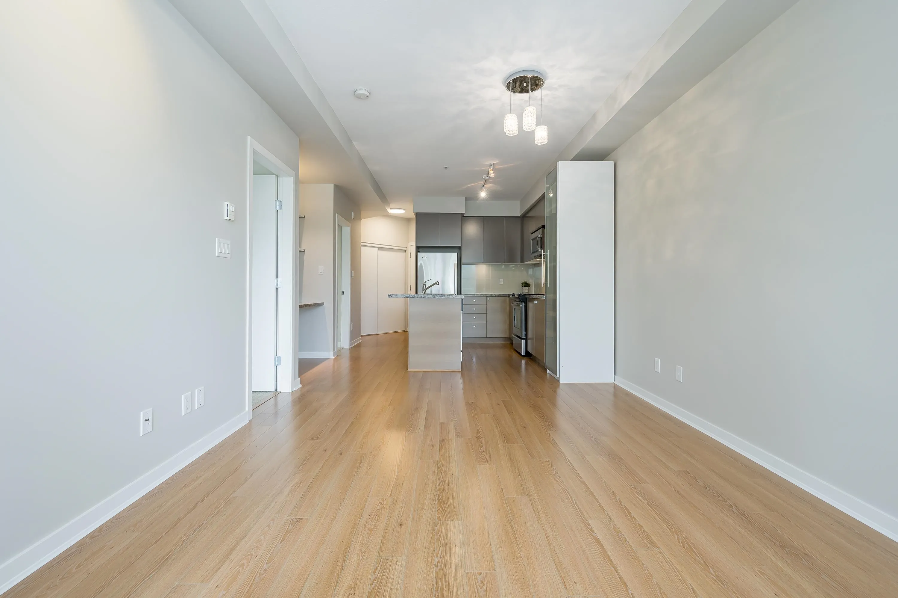 310 6430 194 Street