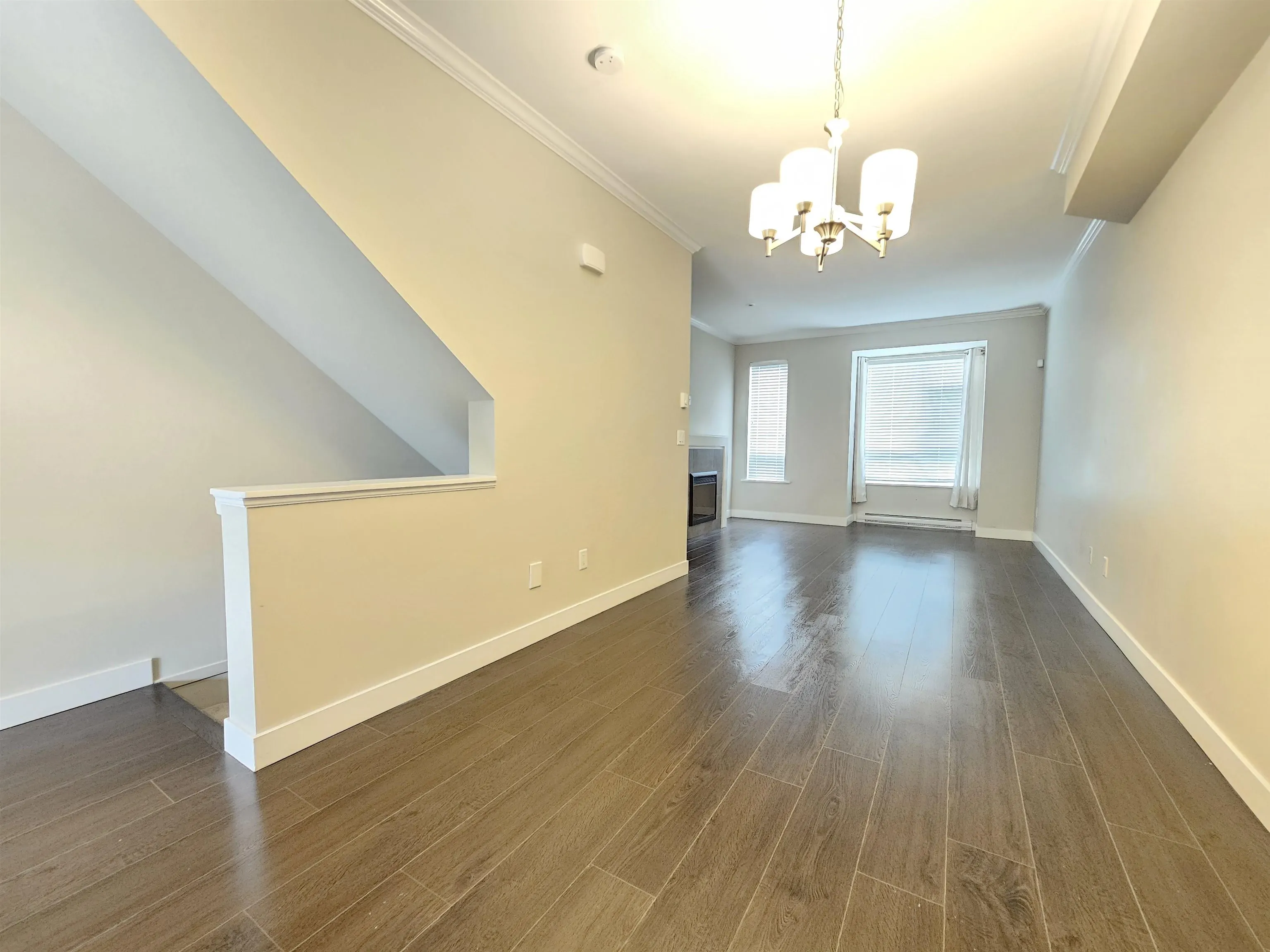 122 5888 144 Street