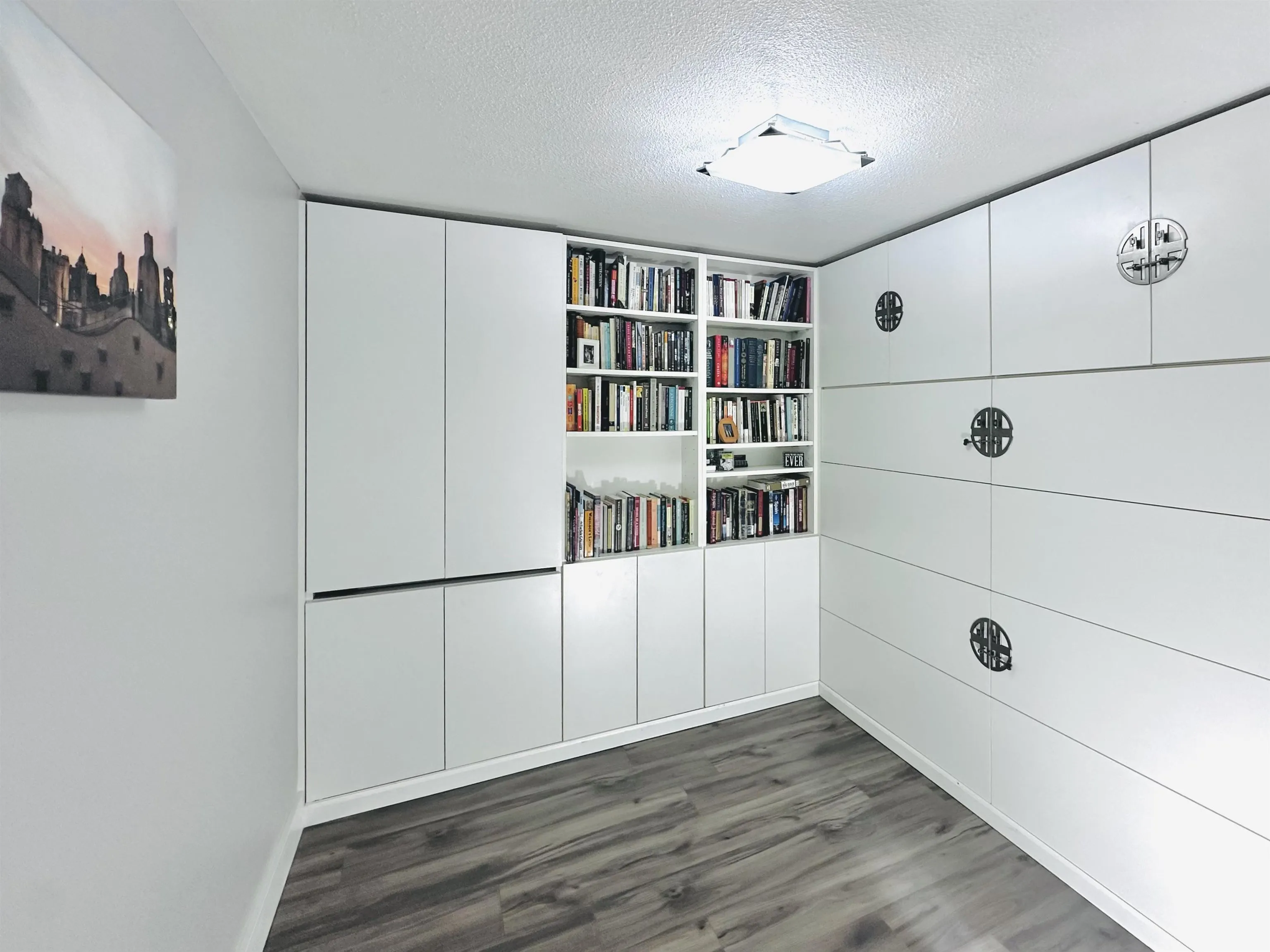 203 650 Moberly Road