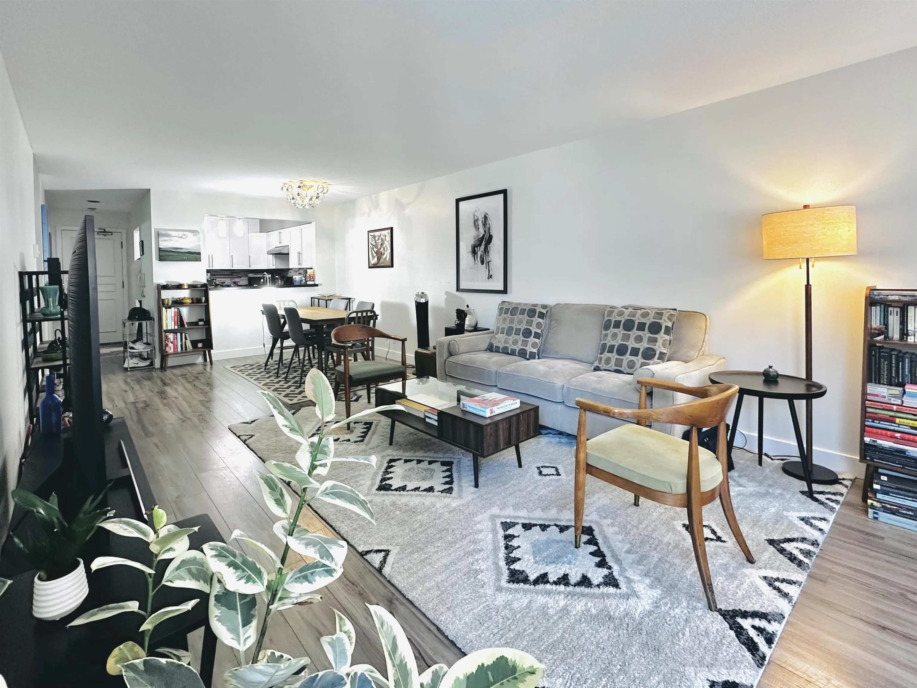 203 650 Moberly Road