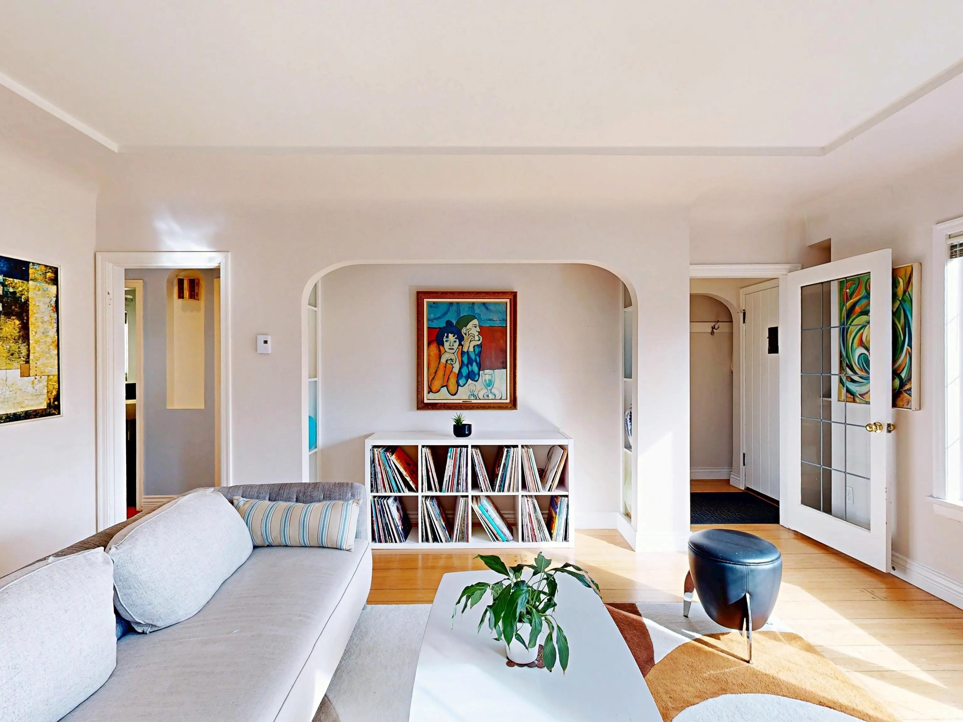 163 W 26th Avenue