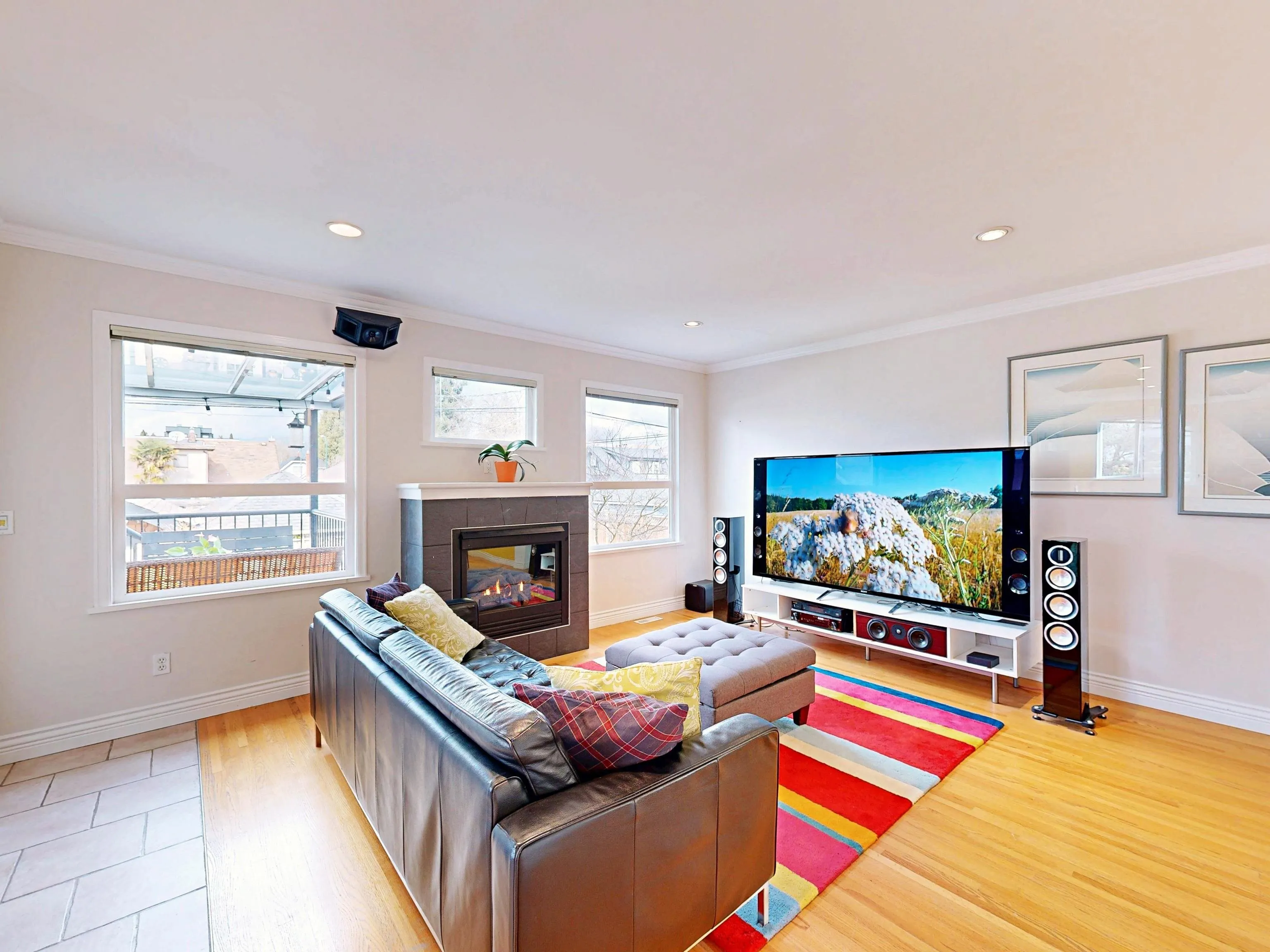163 W 26th Avenue