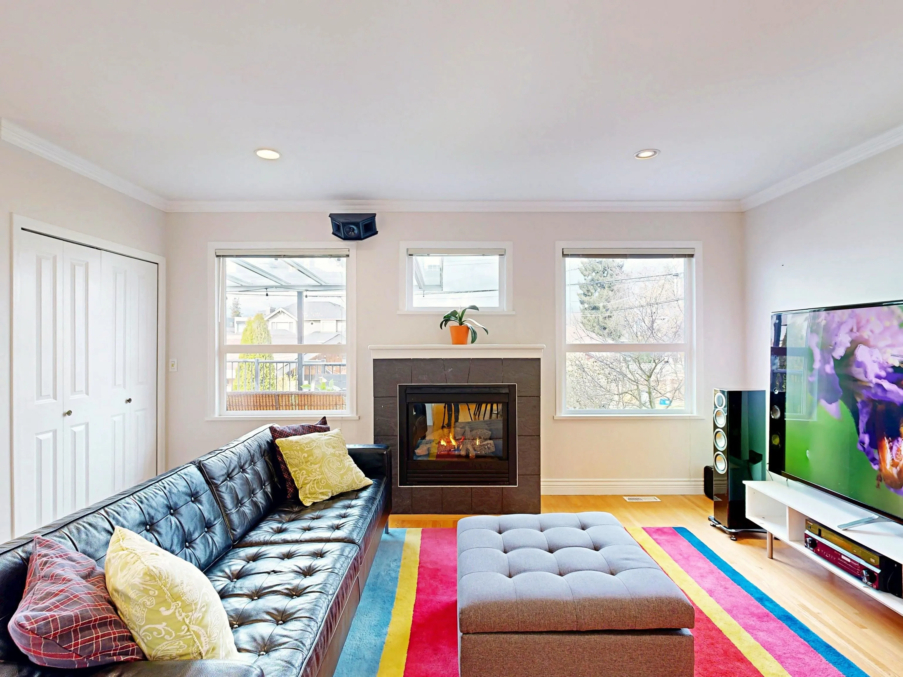 163 W 26th Avenue