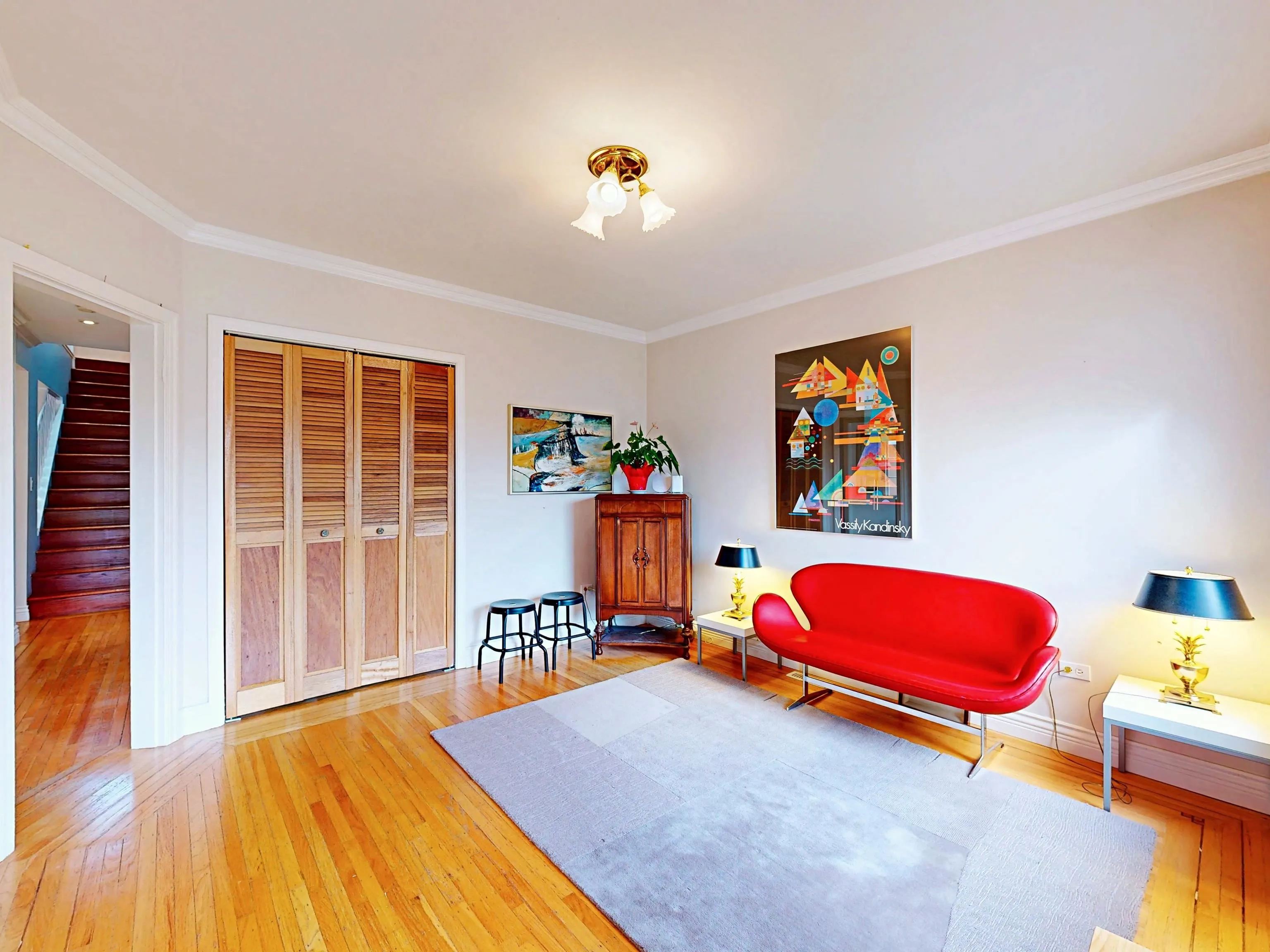 163 W 26th Avenue