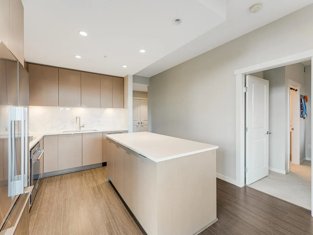 401 2651 Library Lane