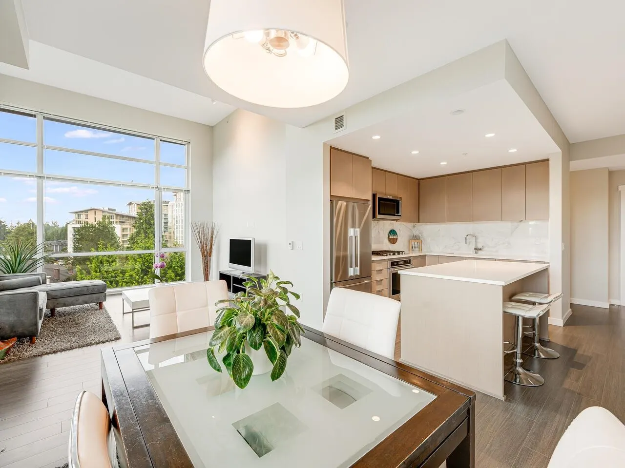 401 2651 Library Lane