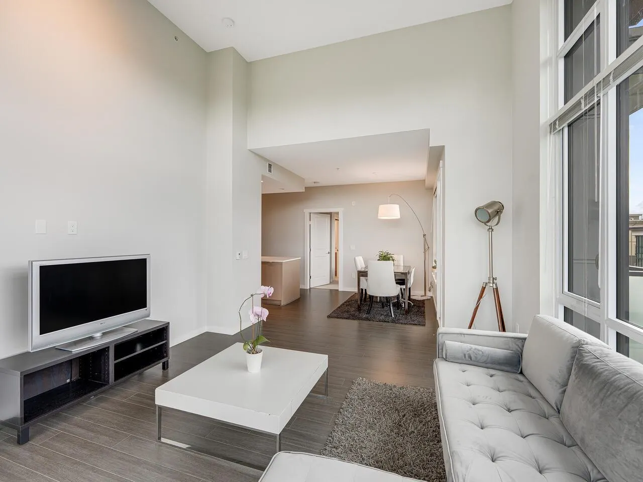401 2651 Library Lane