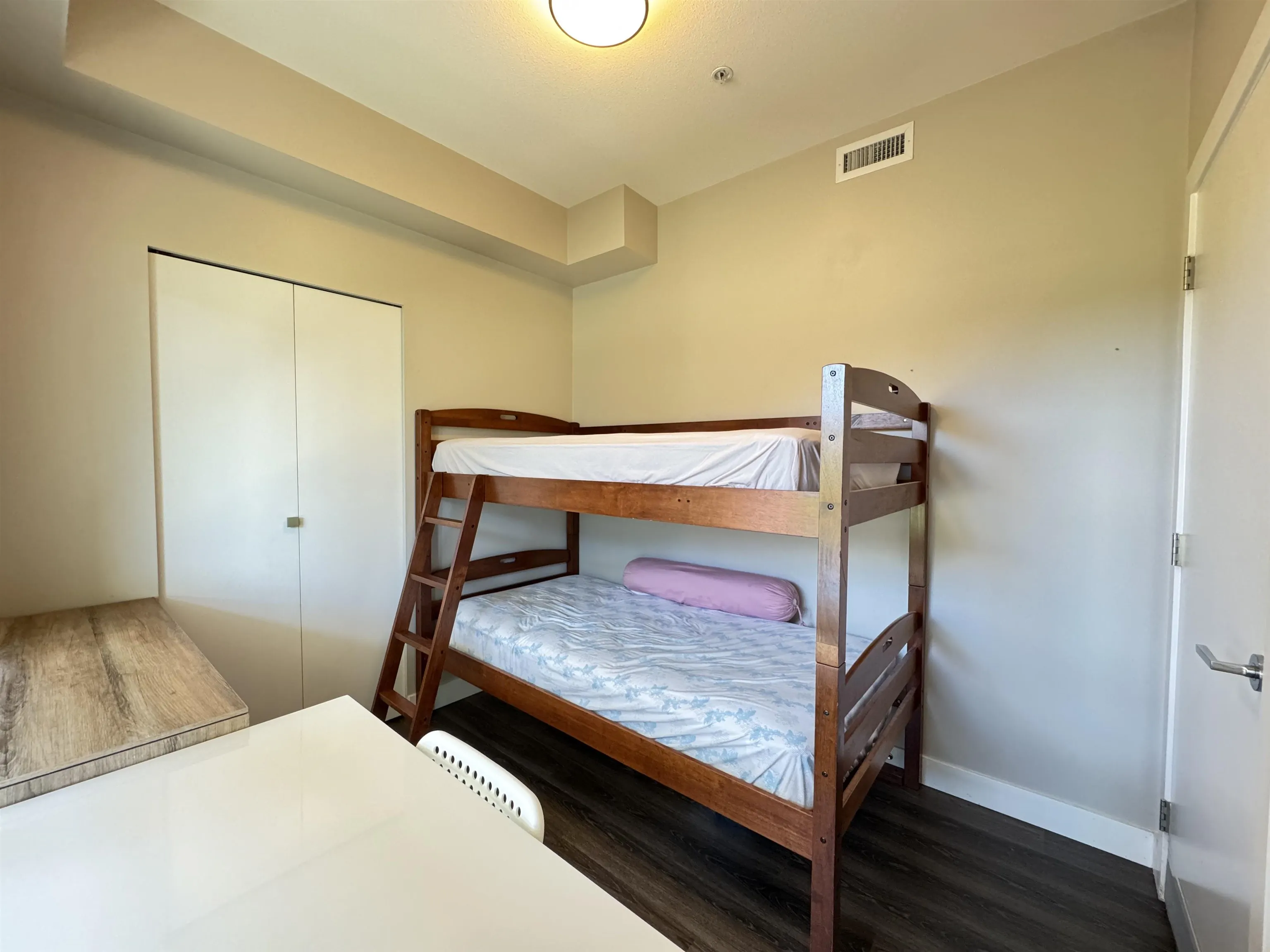 206 10033 River Drive