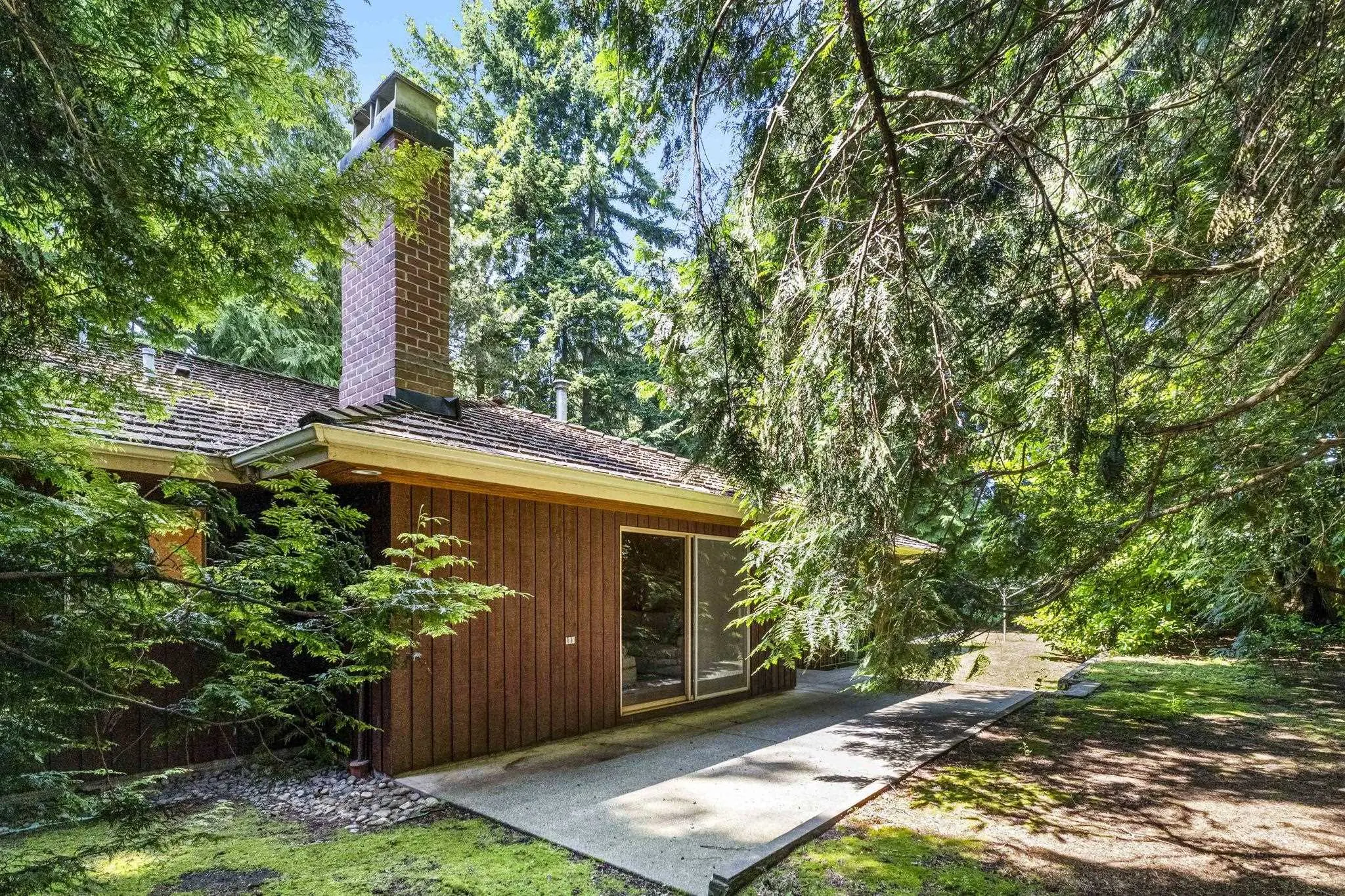 1004 Pacific Drive