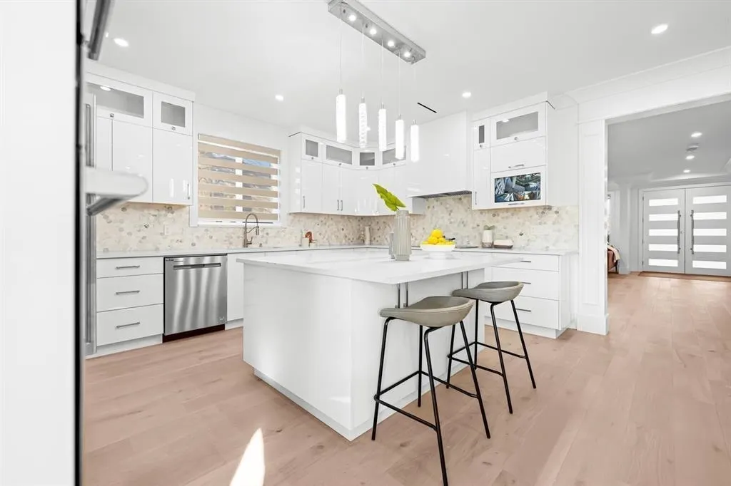 10391 Seacote Road