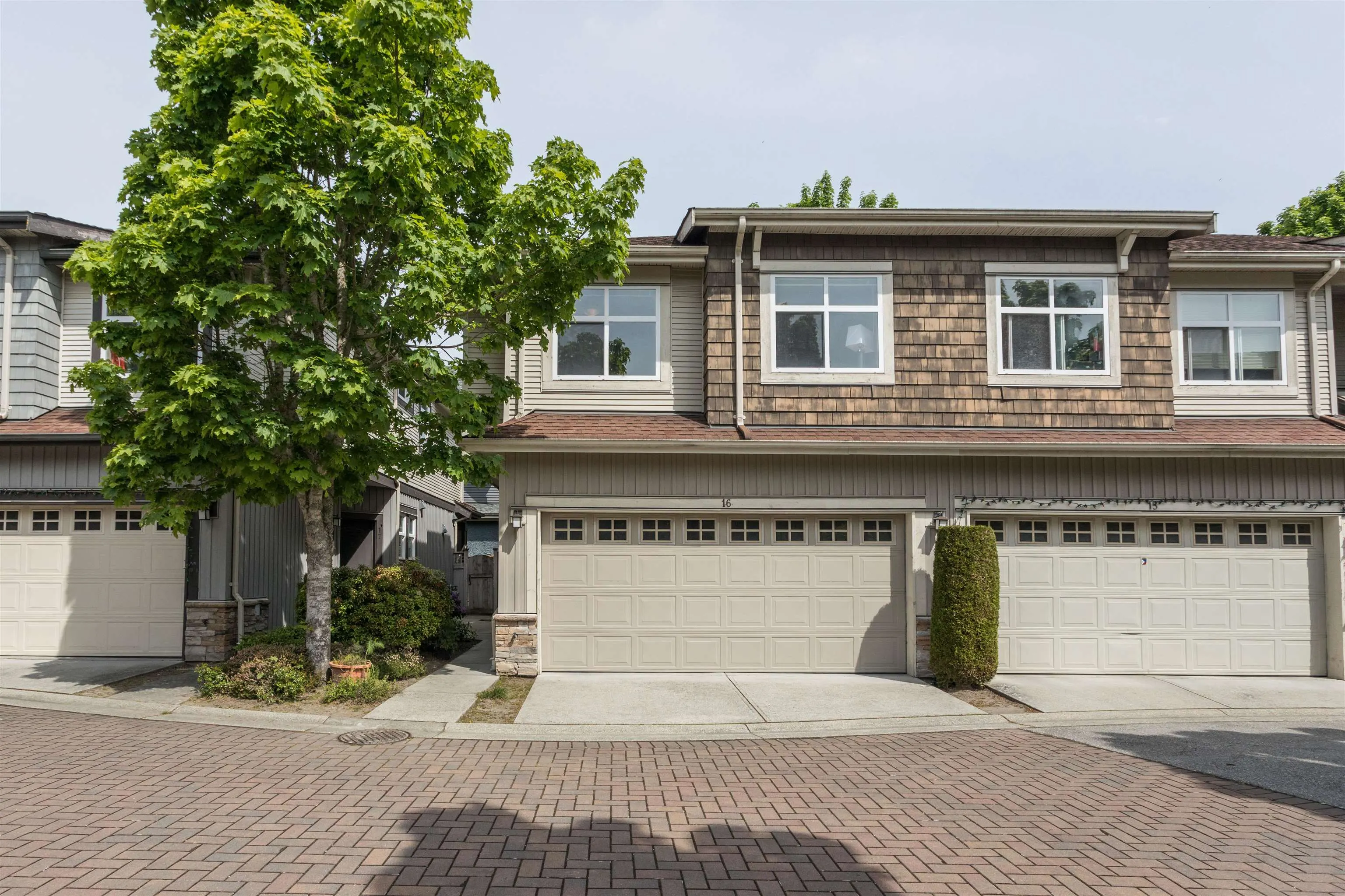 16 8600 No. 3 Road